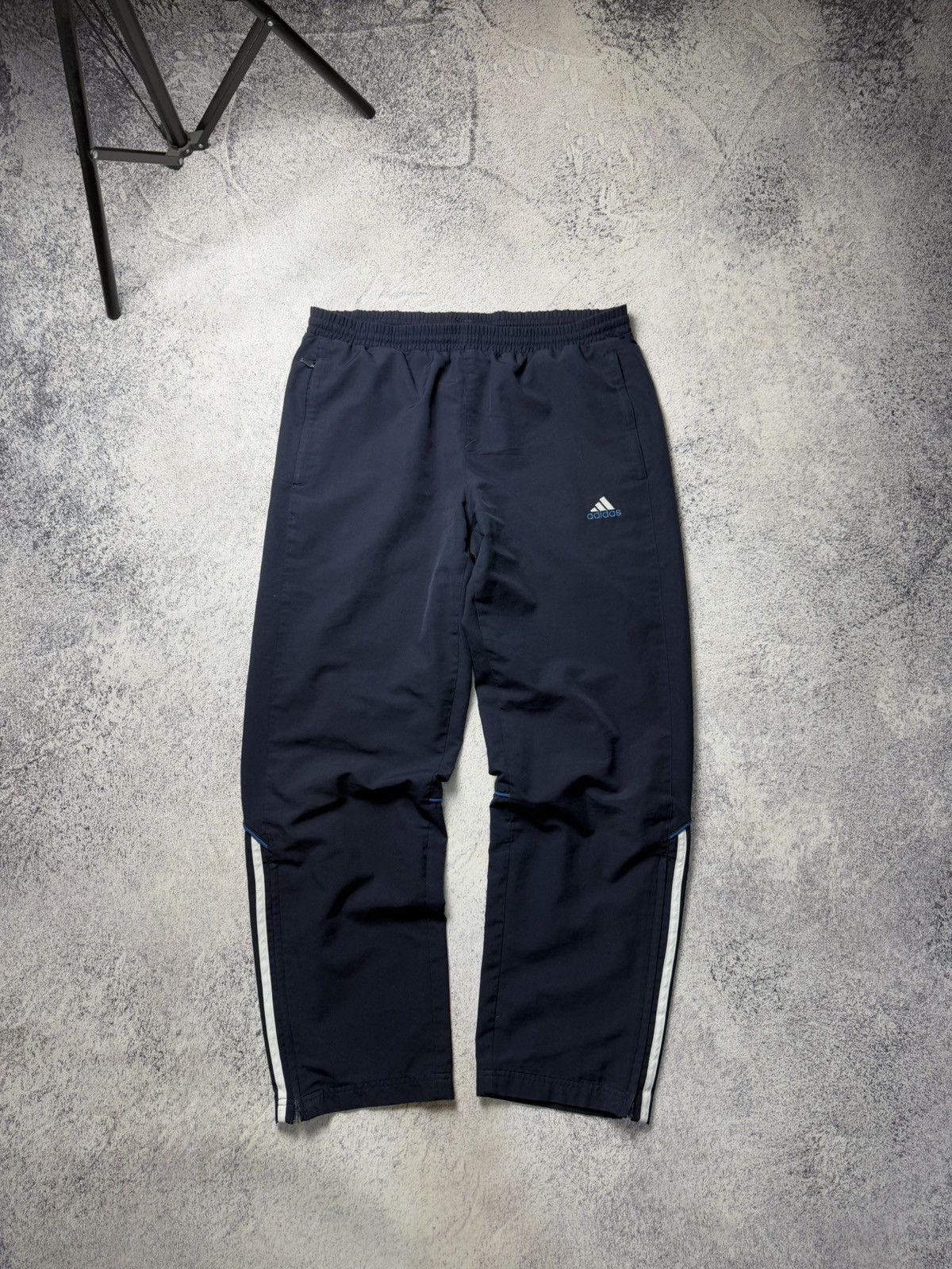 Adidas Vintage Adidad Sweatpants Drill Sportswear Y2K Size US 32 / EU 48 - 1 Thumbnail