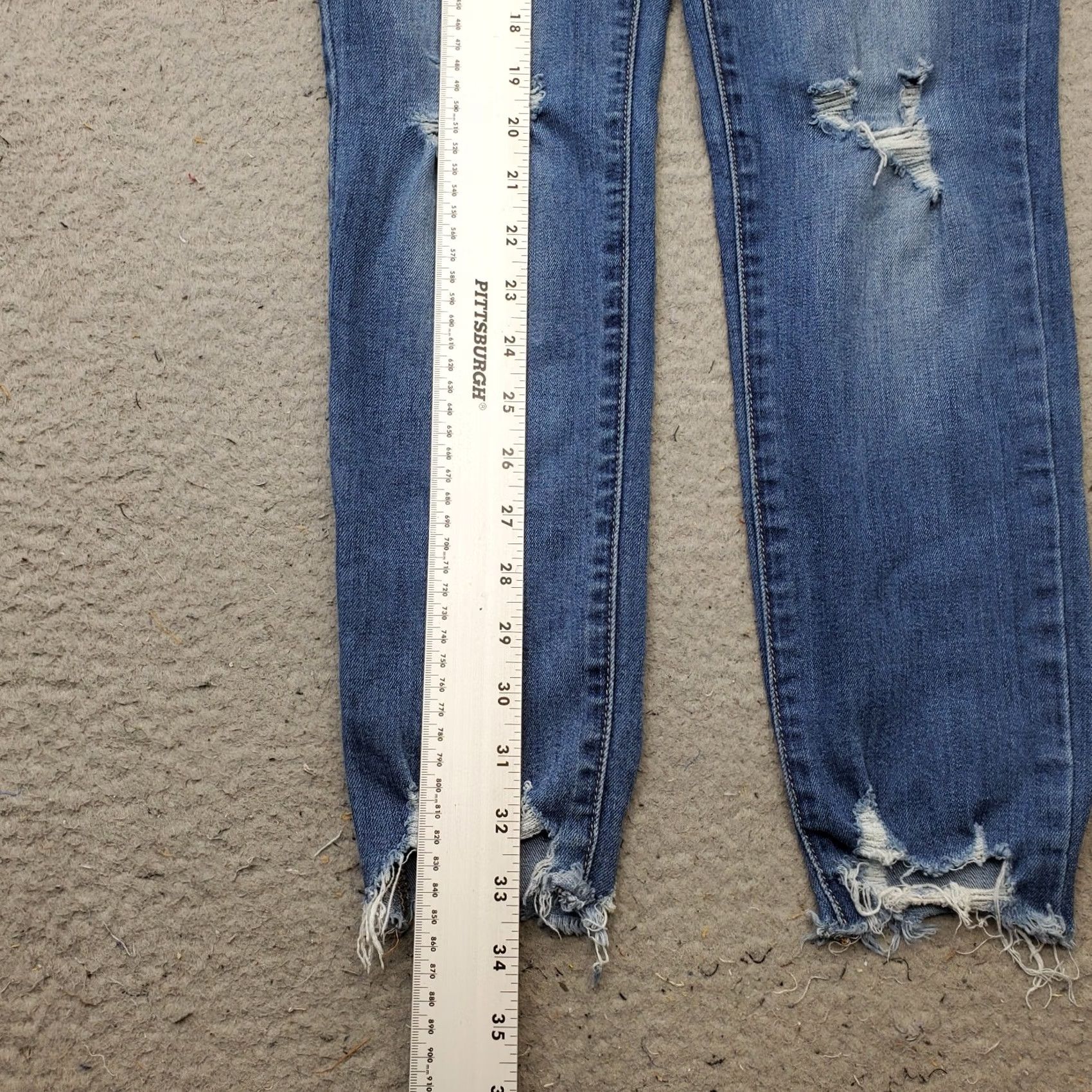 Vintage Flying Monkey Jeans Women 26 Blue Denim Stretch Boho Raw Hem Distressed Made USA Jeans Size 26" / US 2 / IT 38 - 3 Thumbnail