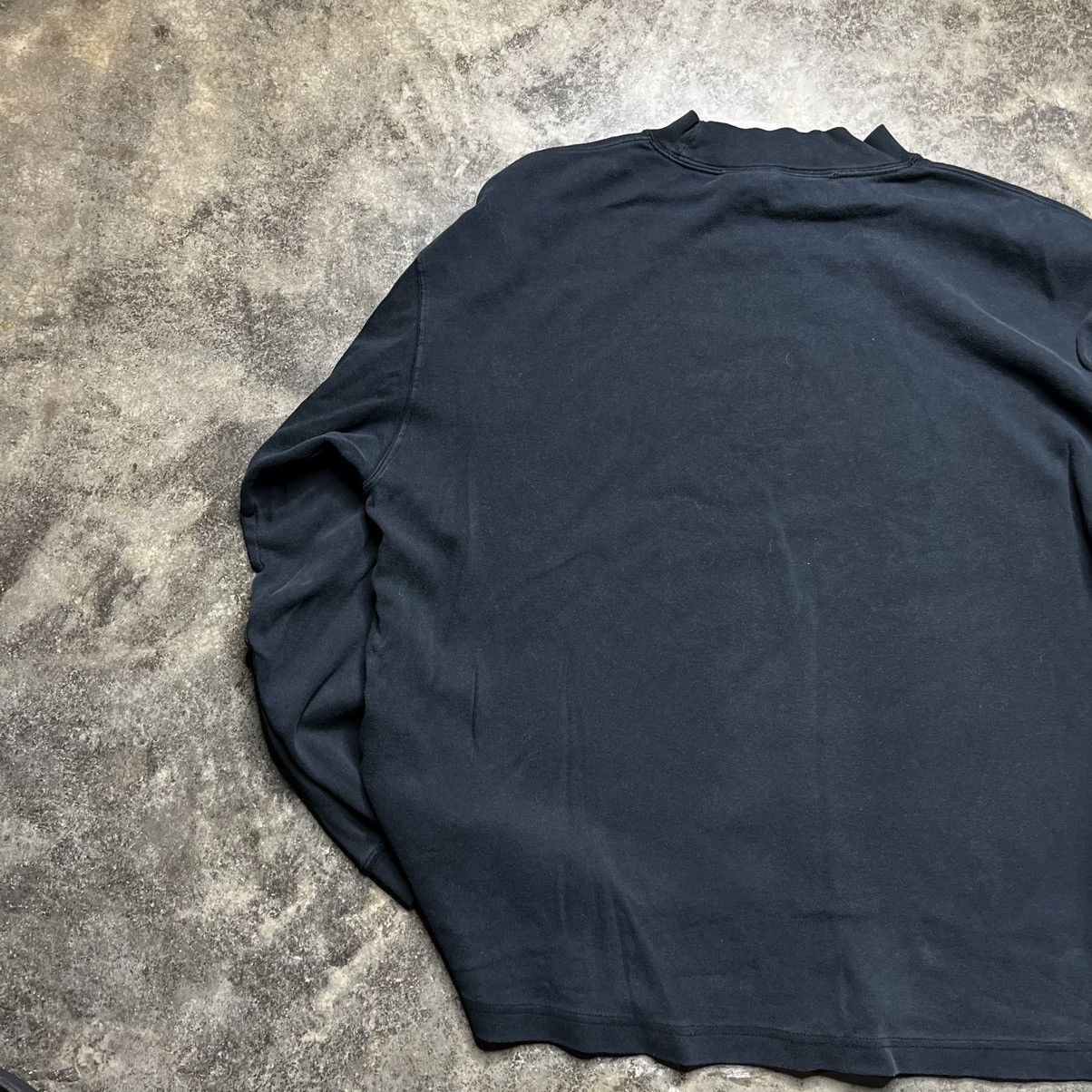 Reebok × Vintage vintage reebok thrashed distressed mockneck tshirt Size US L / EU 52-54 / 3 - 6 Thumbnail