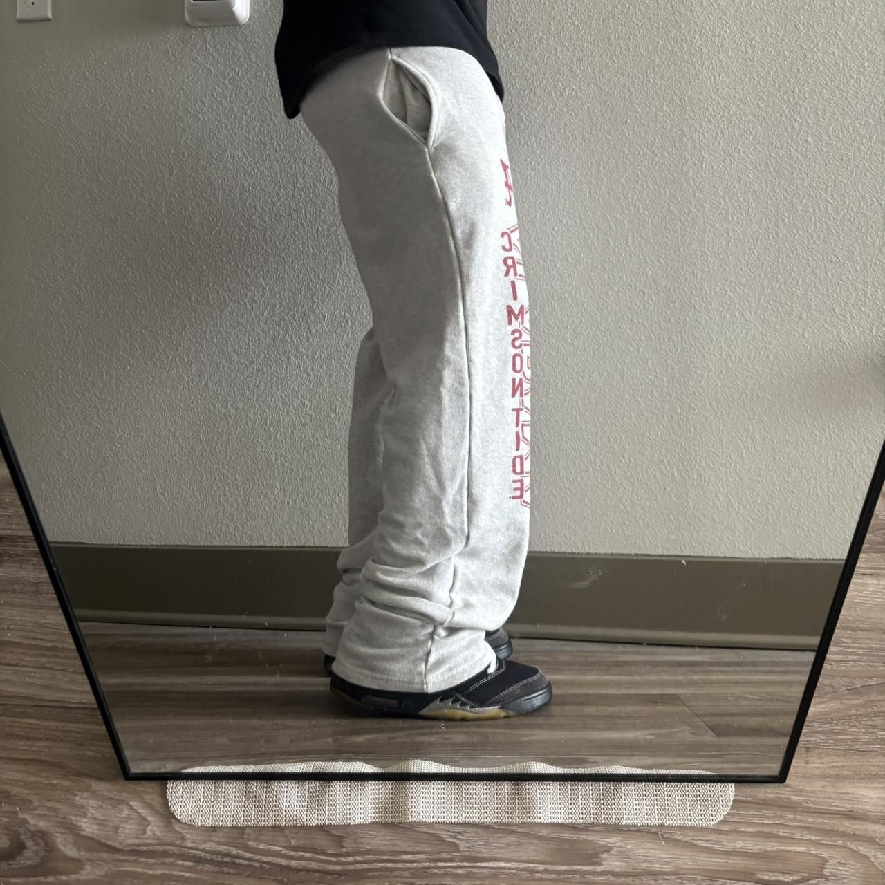 Vintage Crazy Vintage Y2K/2000s Light Grey Alabama Spellout College Sweatpants! Size S Size 28" / US 6 / IT 42 - 2 Thumbnail