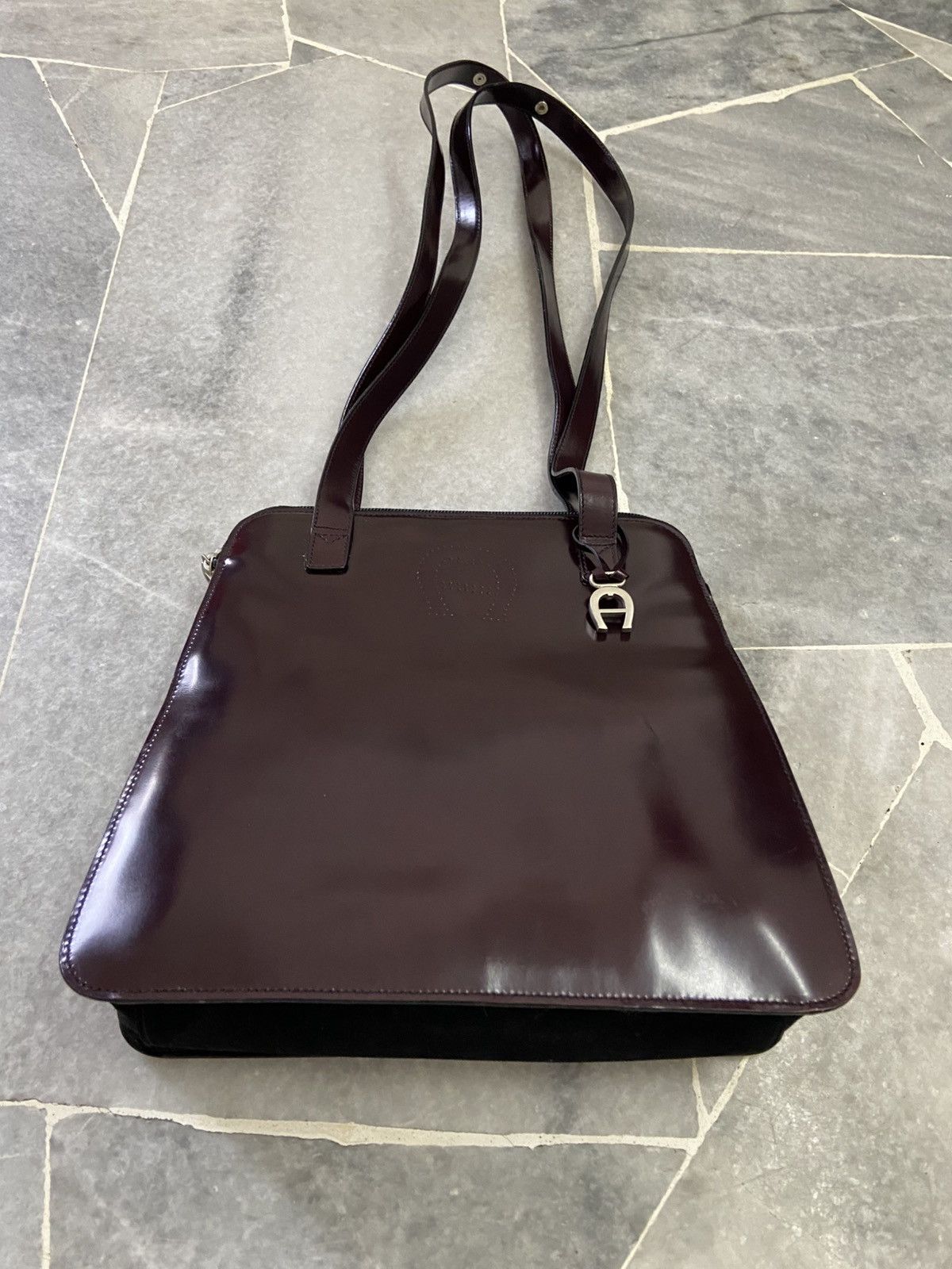 Aigner Vintage Aigner Leather Sling Shoulder Bag Size ONE SIZE - 3 Thumbnail