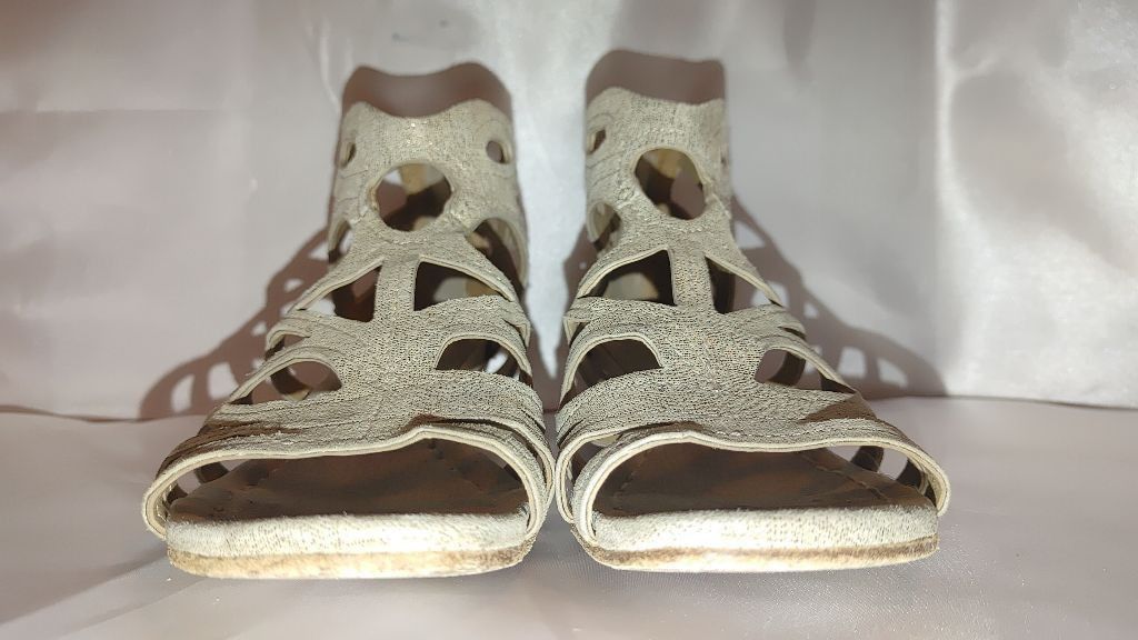 Donald Pliner Donald J Pliner Delite Gladiator Sandals Size 6 Size US 6 / IT 36 - 4 Thumbnail