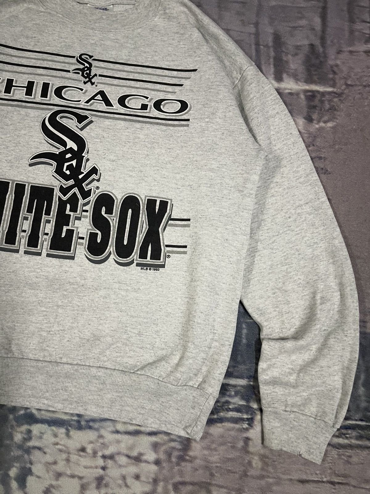 MLB × Vintage 1993 CHICAGO WHITE SOX OFFICIAL FAN CREWNECK Size US L / EU 52-54 / 3 - 5 Thumbnail