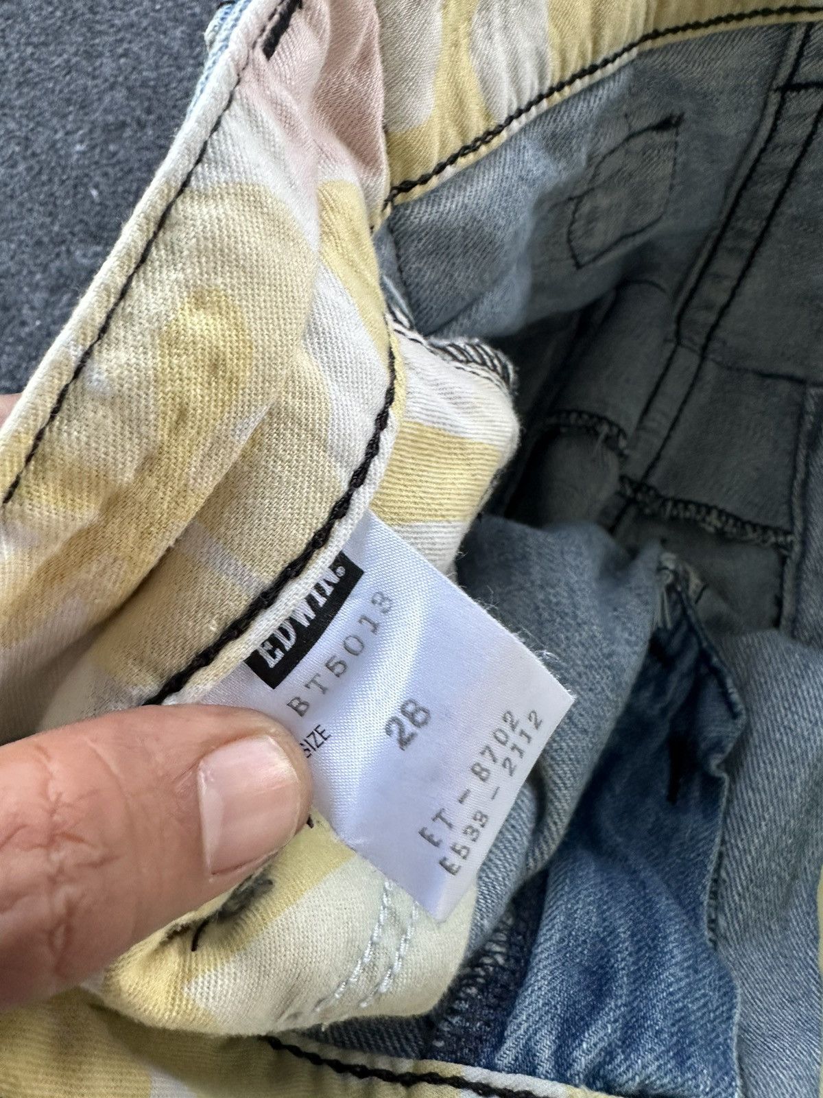 Edwin × If Six Was Nine × Vintage Vintage Edwin Blue Trip Distressed Hawaian Denim D166 Size US 28 / EU 44 - 15 Thumbnail