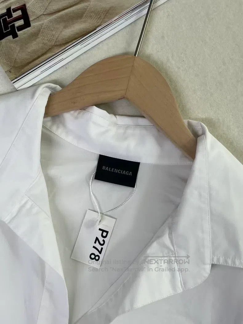 Balenciaga Balenciaga Small Logo Long Sleeve Solid Shirt Size XXS / US 00 / IT 34 - 4 Thumbnail