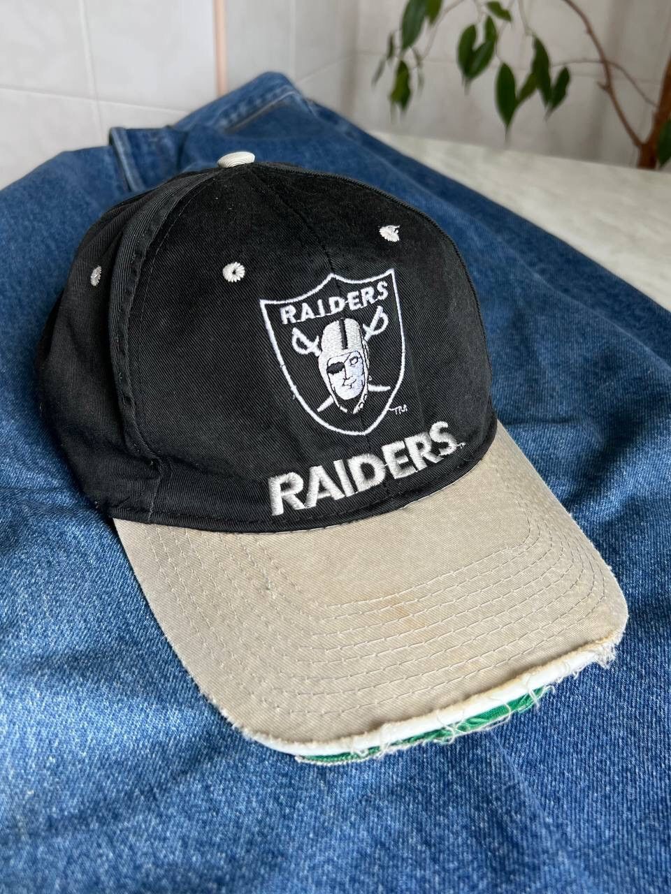 NFL × Vintage Vintage NFL Team Raiders 1998 Faded Cap Hat Streetwear Size ONE SIZE - 1 Thumbnail