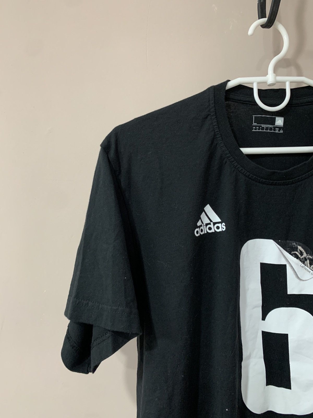 Adidas Juventus Champions 2017 T Shirt Adidas Football Size L Size US L / EU 52-54 / 3 - 3 Thumbnail