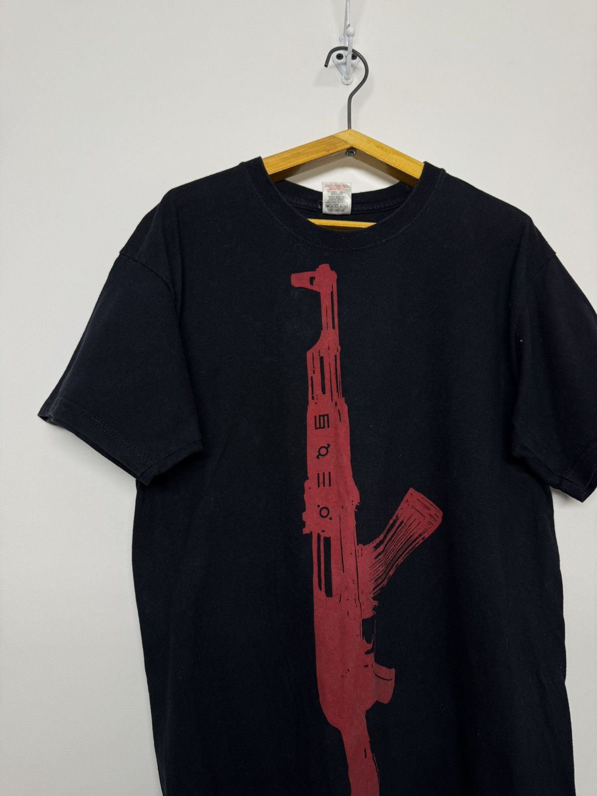 Fruit Of The Loom THIRTY SECONDS TO MARS GUN LOGO T SHIRT NEW OFFICIAL RARE Size US M / EU 48-50 / 2 - 8 Thumbnail