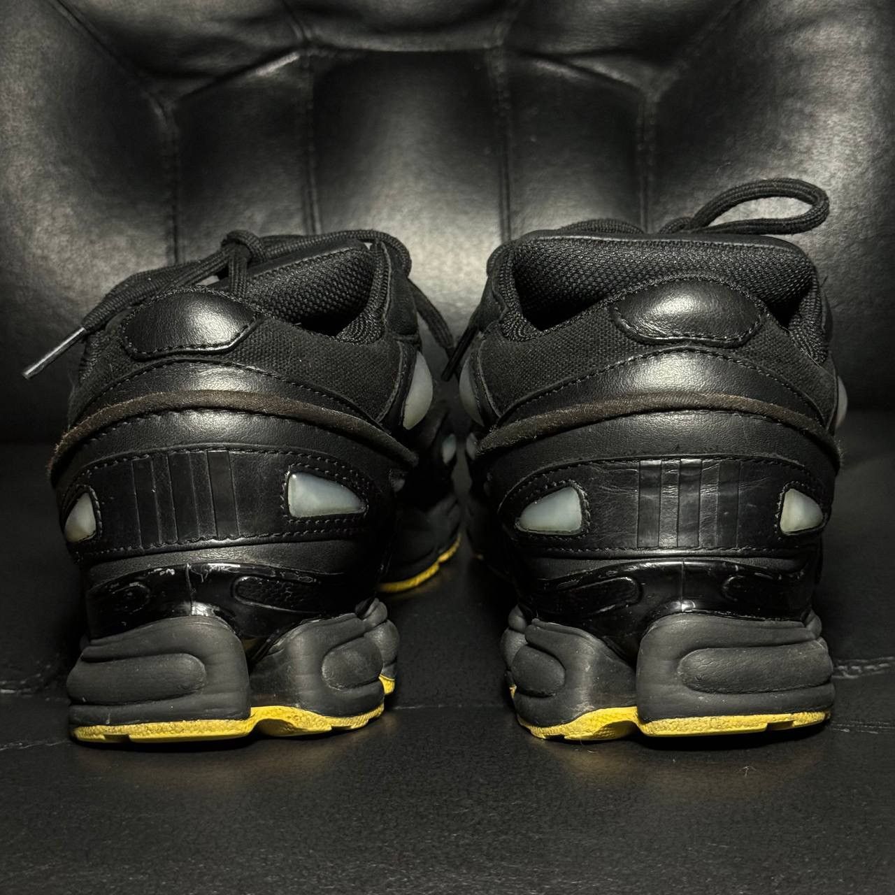 Adidas × Raf Simons 6,5us Adidas Raf Simons Ozweego Corn Black Size US 6.5 / EU 39-40 - 2 Thumbnail