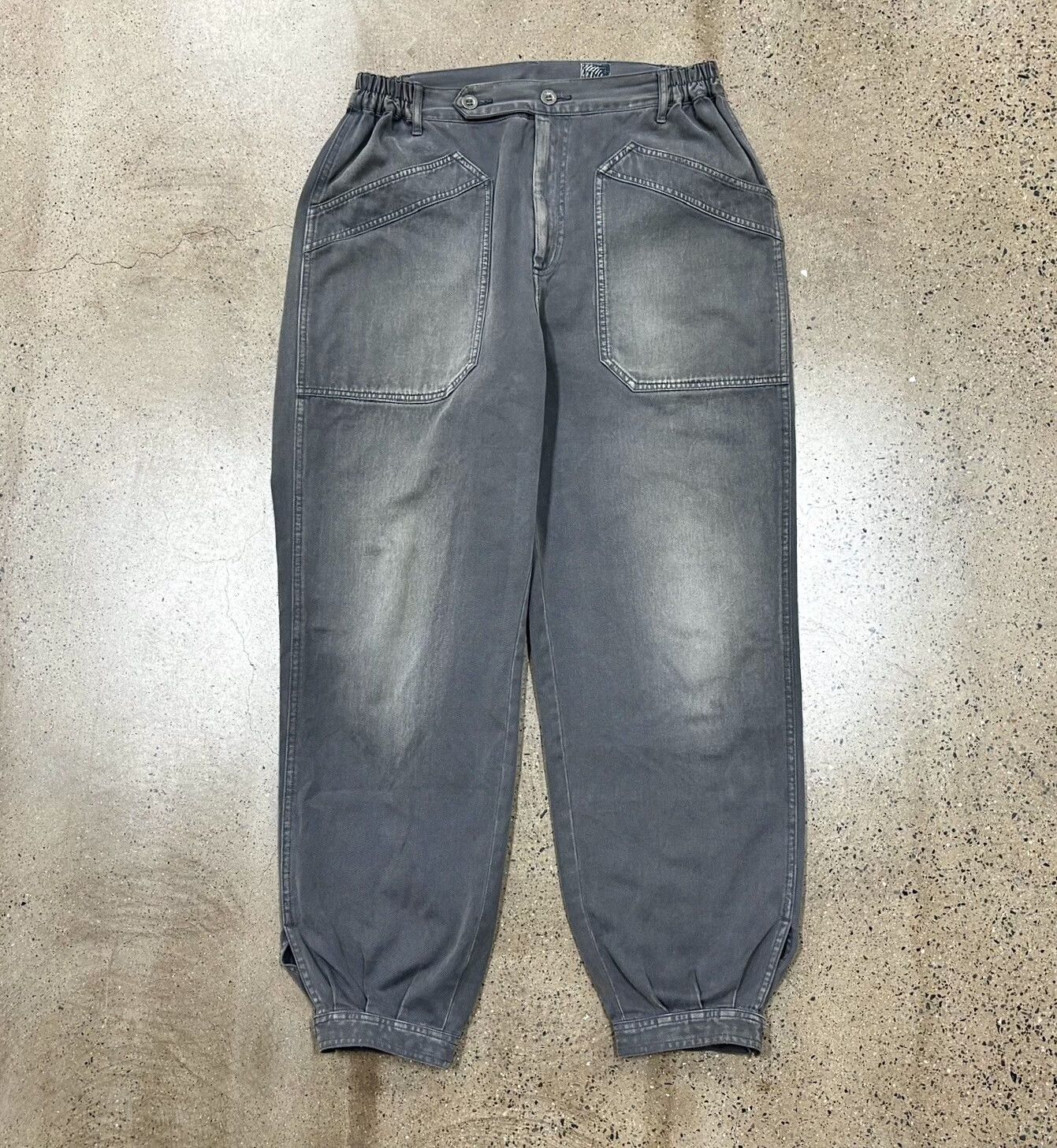 Visvim visvim grey carroll pants with elastic cuffs Size US 30 / EU 46 - 1 Thumbnail