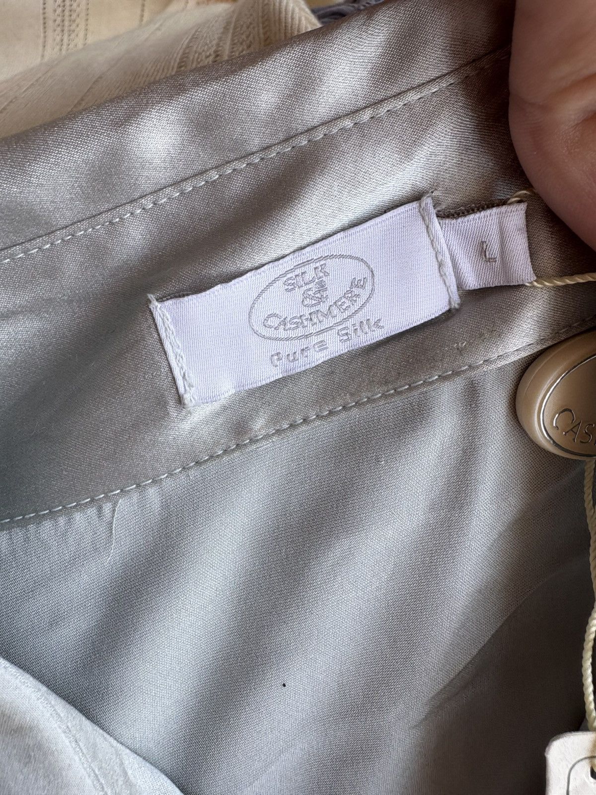 Vintage Silk and cashmere shirt Size M / US 6-8 / IT 42-44 - 13 Thumbnail