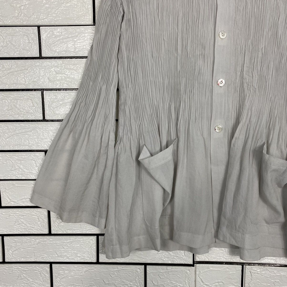 Comme des Garcons 🔥VINTAGE TRICOT COMME DES GARCONS PLEATED BUTTON BLOUSE Size M / US 6-8 / IT 42-44 - 16 Thumbnail