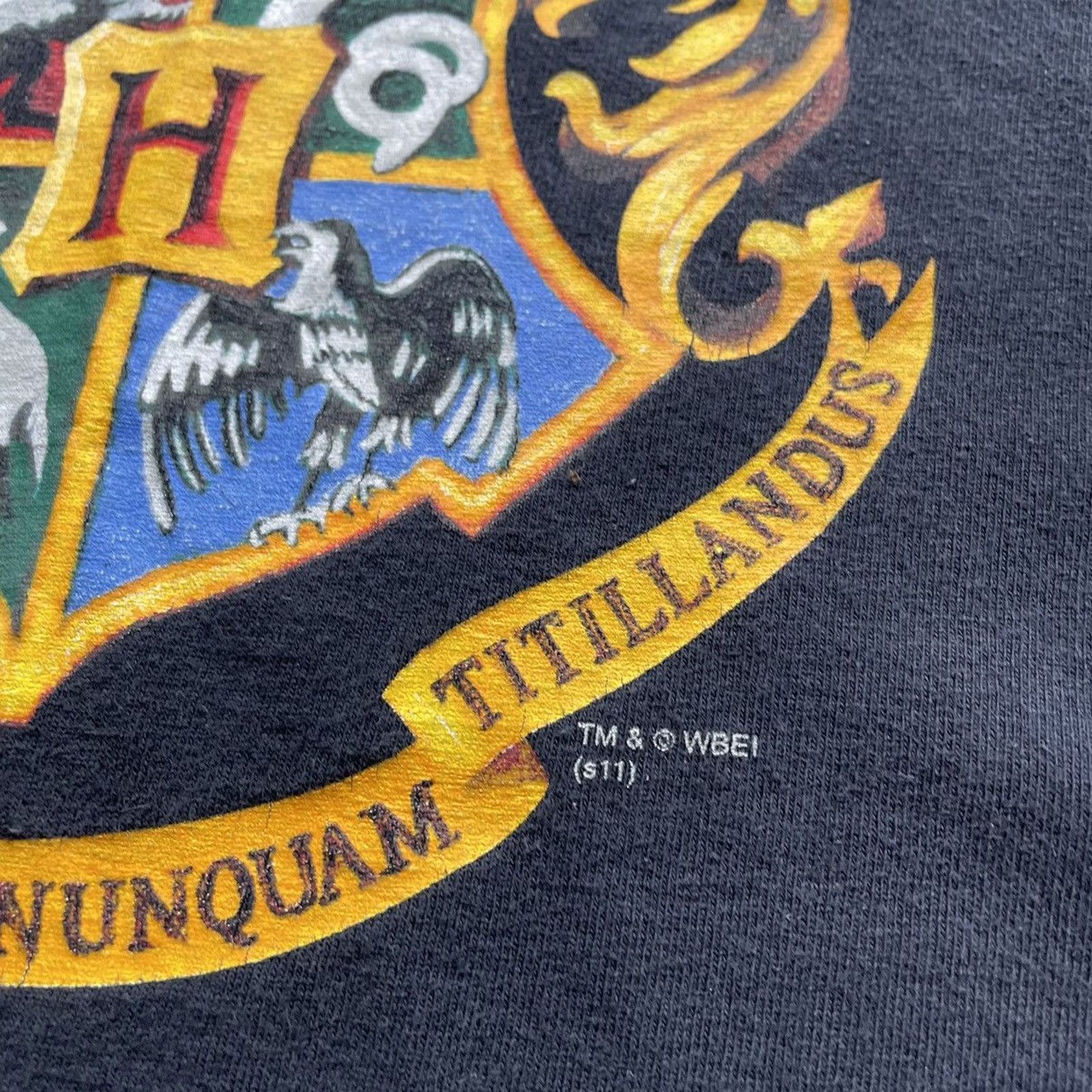 Vintage Vintage Harry Potter Movie Hogwarts Graphic T Shirt Medium Size US M / EU 48-50 / 2 - 3 Thumbnail