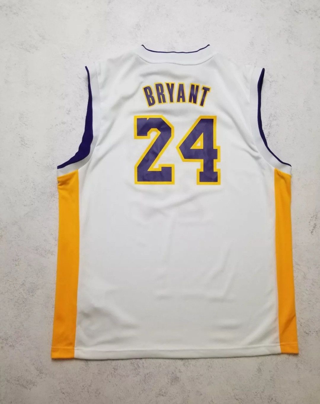 Adidas Los Angeles Lakers Kobe Bryant #24 Adidas NBA White Jersey Size US L / EU 52-54 / 3 - 1 Thumbnail