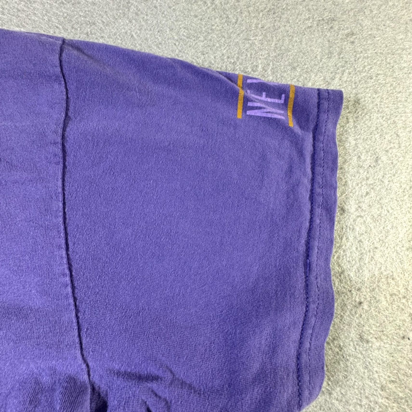 Vintage VINTAGE WWE Neville T-Shirt Mens Large Cotton Short Sleeve Tee Sports Pop Culture Purple Dawn of the Altitude Era Size US L / EU 52-54 / 3 - 5 Thumbnail