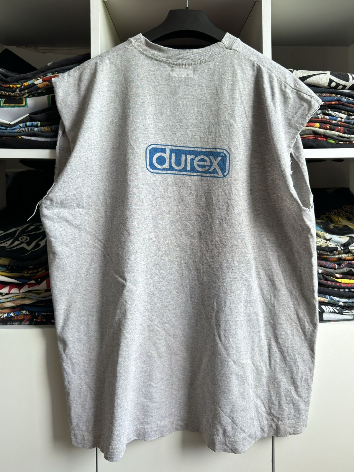 Band Tees Vintage 2001 DUREX 'I am safe' Condoms Printed Sleeveless T Size US XL / EU 56 / 4 - 1 Thumbnail