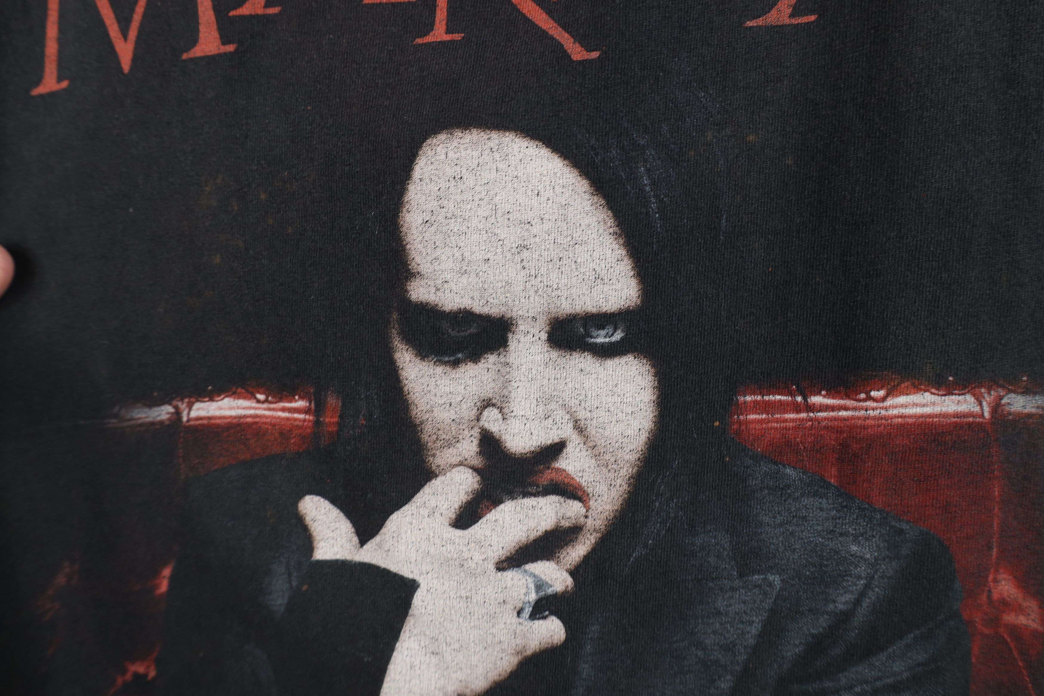 Vintage Vintage Y2K 2007 Me Drink Me Marilyn Manson Band T-Shirt Size M / US 6-8 / IT 42-44 - 6 Thumbnail