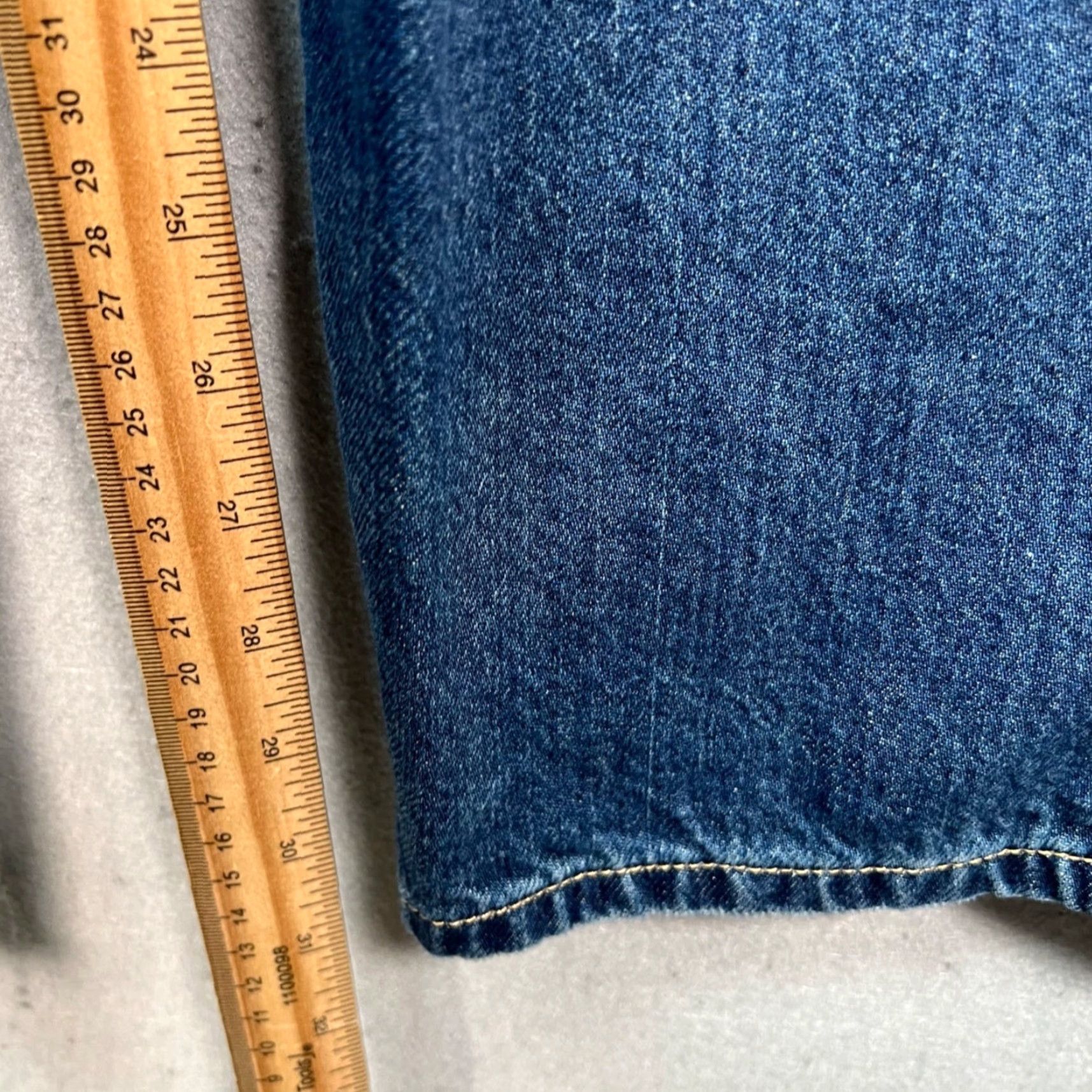 Zara Zara Womens Jeans Buckle Back High-Waisted Straight-Leg Blue Denim 4 Adult Womens 28 in Zip 5-Pocket USA 90s Vintage N/A Size 27" / US 4 / IT 40 - 6 Thumbnail