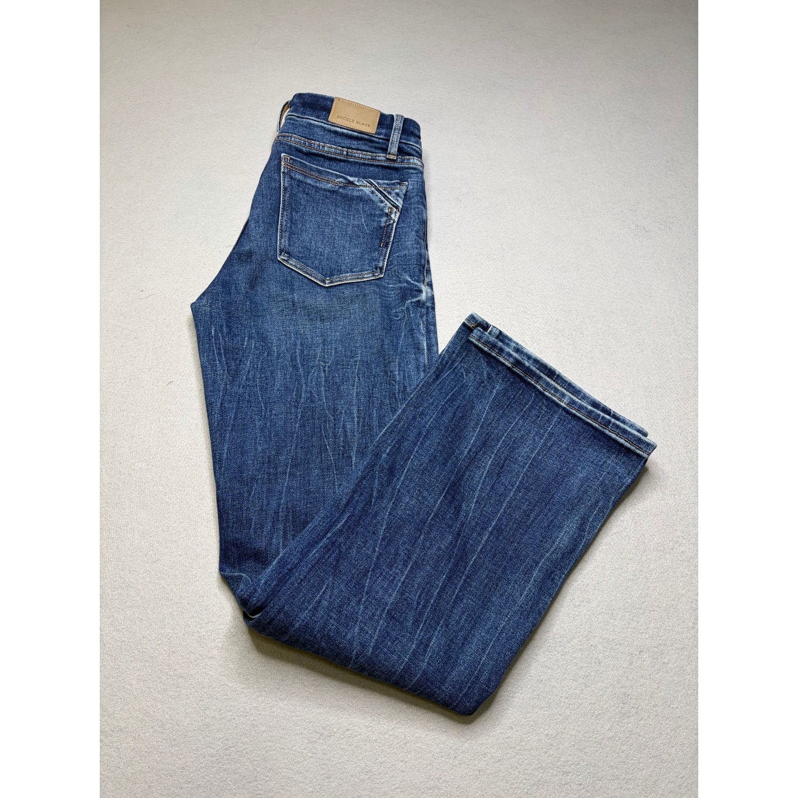 Buckle Black Buckle Black Women’s Bootcut Jeans Size 27x32 Medium Wash Size 27" / US 4 / IT 40 - 14 Thumbnail