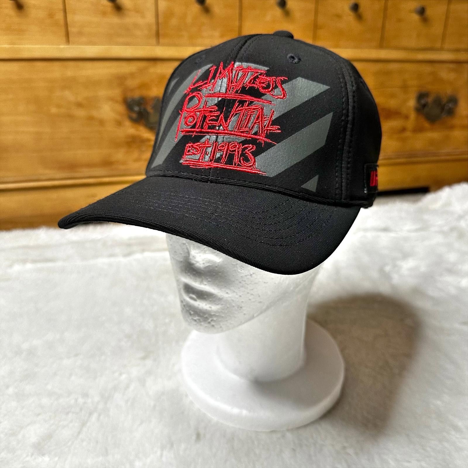 UFC NWT UFC Limited Potential Urban Flex Fit Hat Unisex S/M Size ONE SIZE - 1 Thumbnail