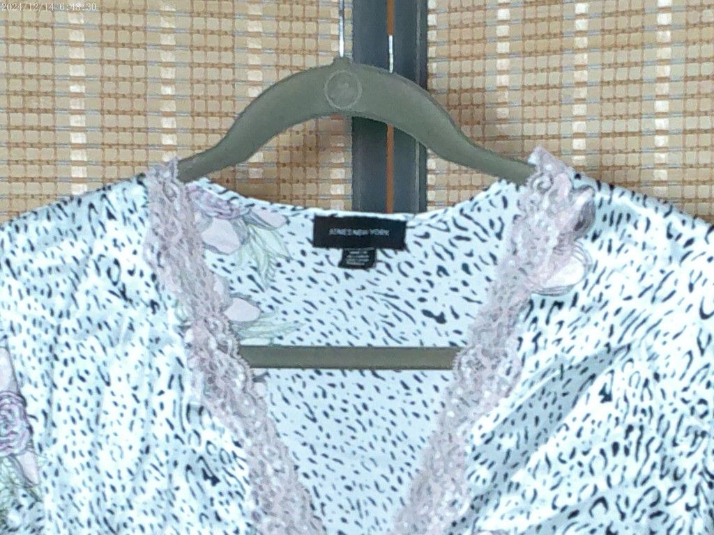 Jones New York Jones New York S White Black Pink Animal Print Pajama Top Size ONE SIZE - 2 Thumbnail