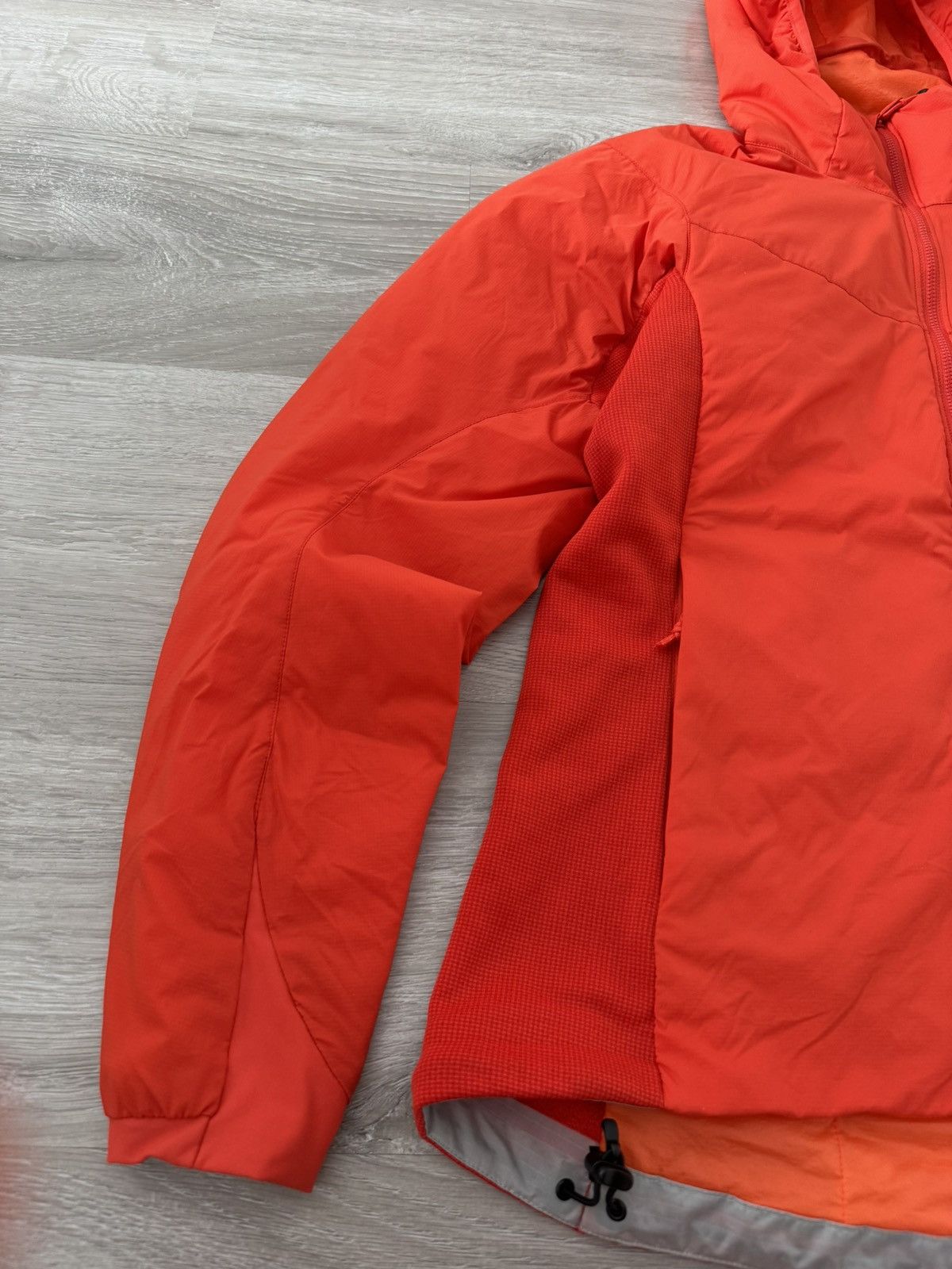 Arc'teryx Jacket atom arcteryx orange Size L / US 10 / IT 46 - 5 Thumbnail