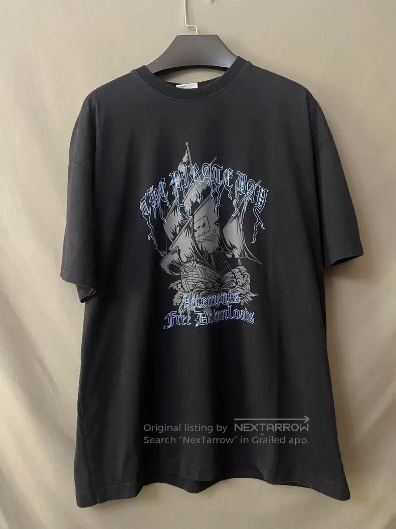 Vetements Vetements Pirate ship short sleeve Size US XS / EU 42 / 0 - 1 Thumbnail