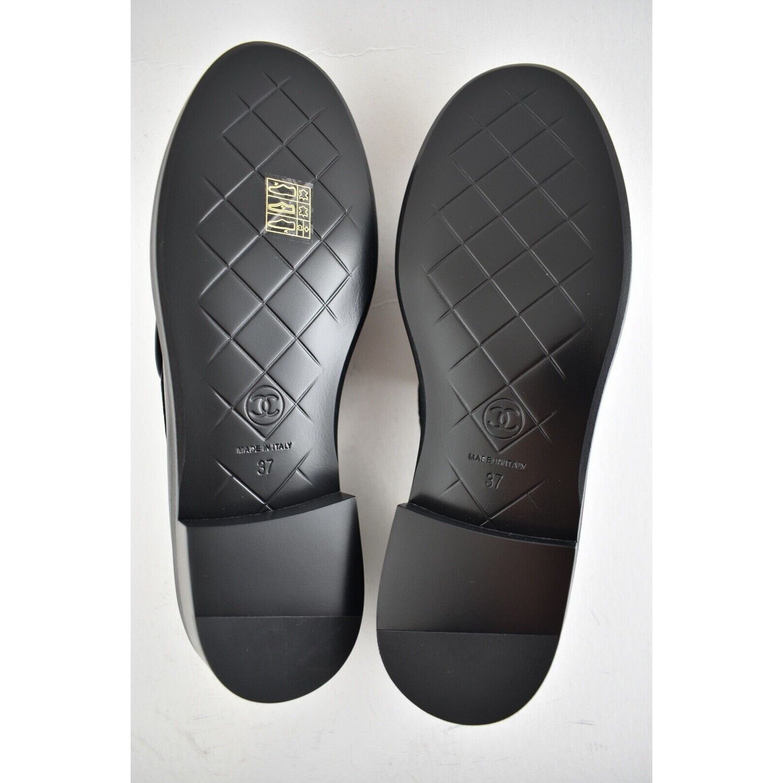 Chanel Chanel Turnlock CC Logo Gold Mule Slip On Flat Loafer 37 Size US 7 / IT 37 - 12 Thumbnail
