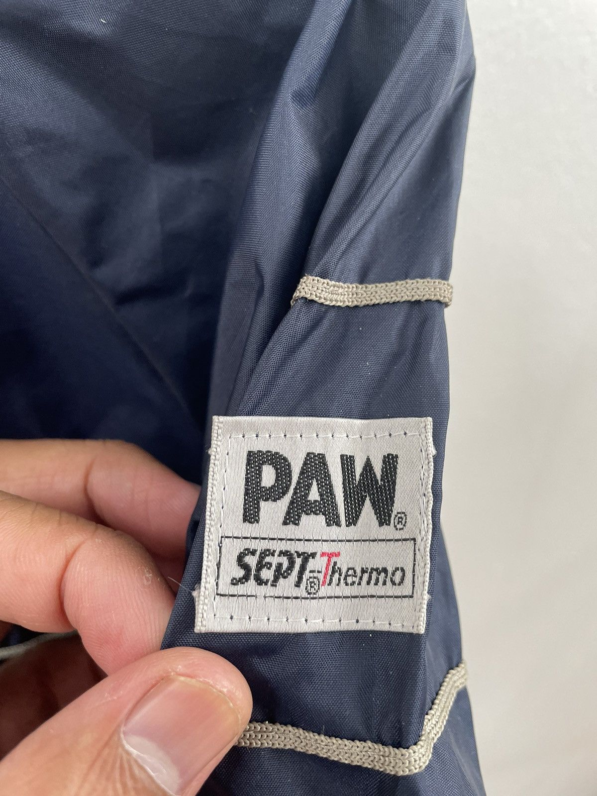 Vintage Asics Japan Windbreaker Light Jacket