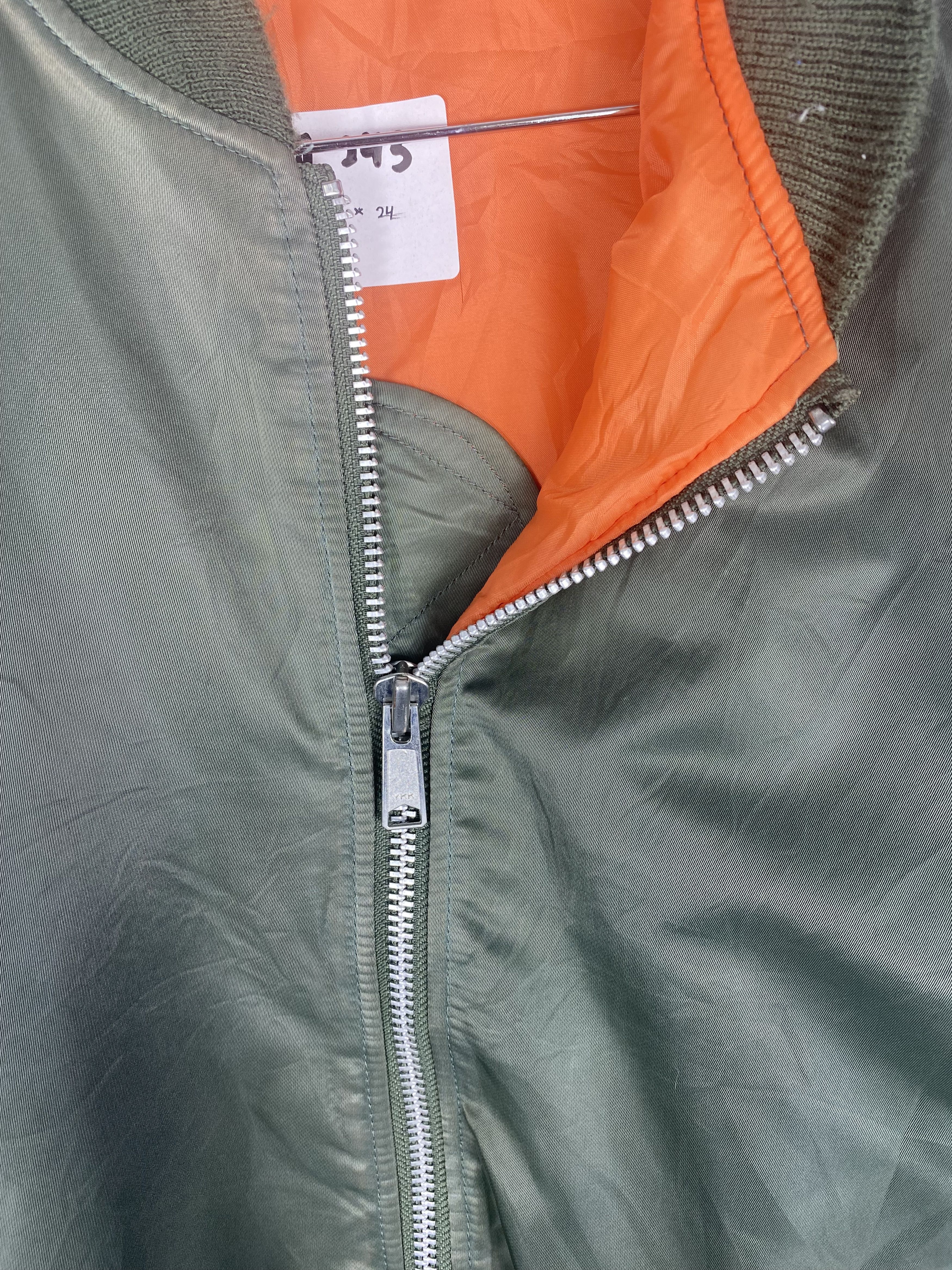 Japanese Brand Vintage Japanese Brand Zip Up Bomber Jacket Size US L / EU 52-54 / 3 - 7 Thumbnail