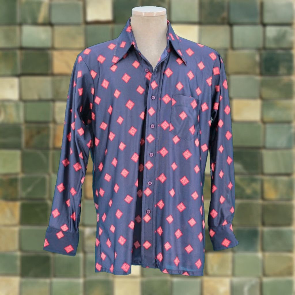 Arrow Arrow Shirt 70s Disco Dark Blue Red Sz L VTG 1970s Polyester Button-Front Mens Size US L / EU 52-54 / 3 - 1 Thumbnail