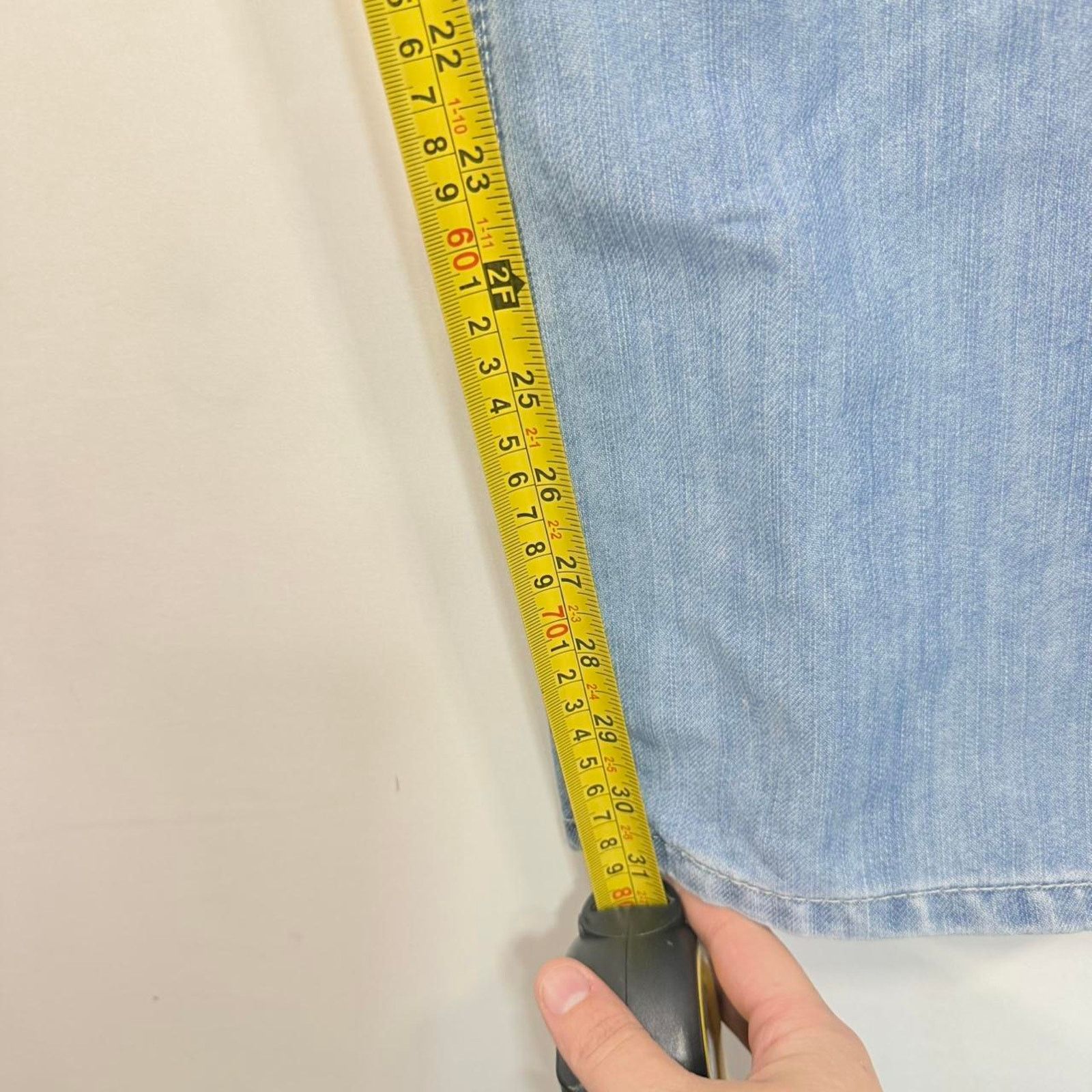 Levi's Vintage 2000s Levi’s 511 Light Blue Denim Jeans W36 X L34 Size US 36 / EU 52 - 3 Thumbnail