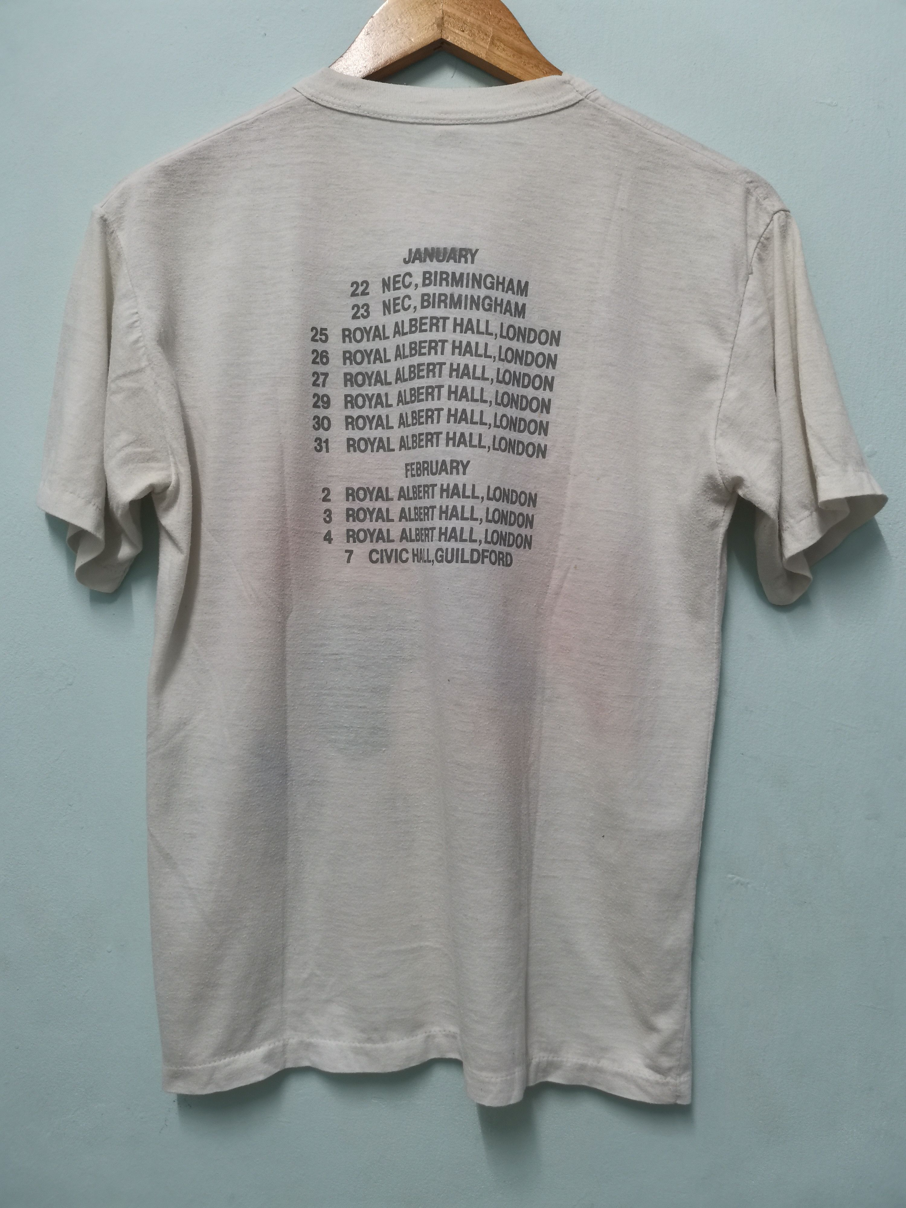 Band Tees Vintage Eric Clapton Tour 1988 Tee Stitches Rock Blues Size US M / EU 48-50 / 2 - 2 Thumbnail