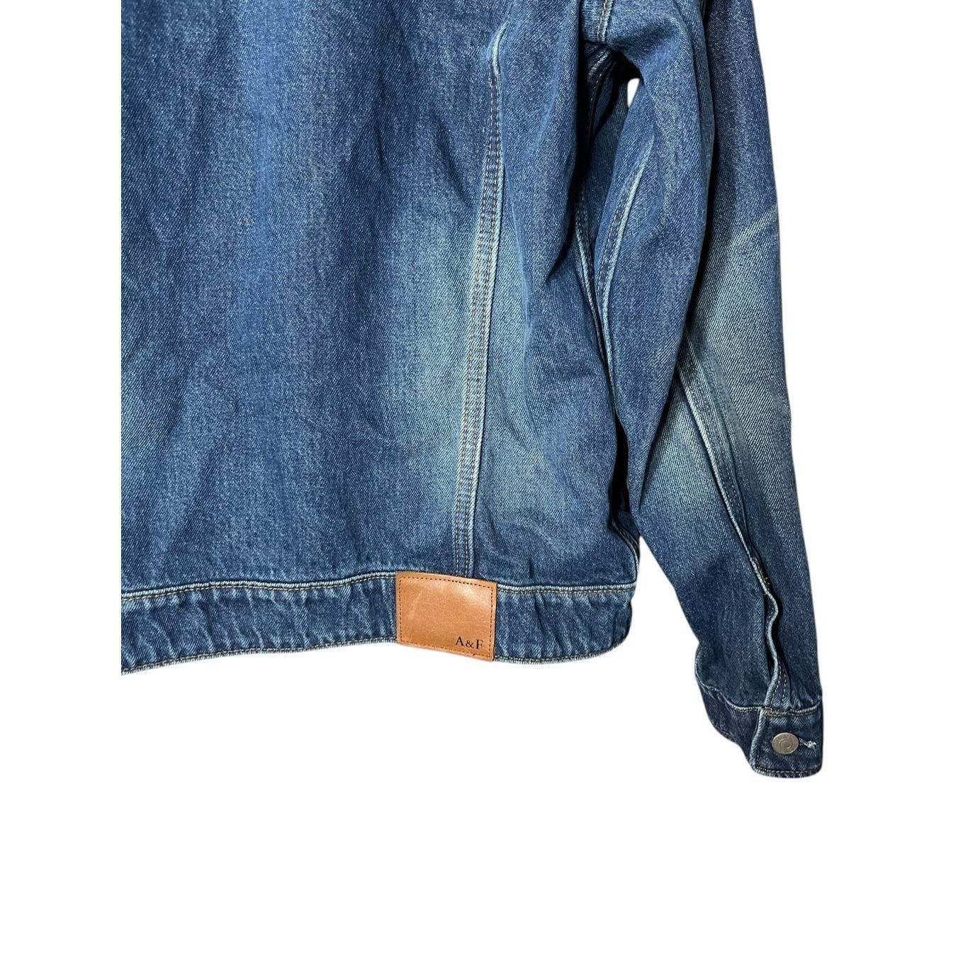 Abercrombie & Fitch Abercrombie & Fitch Mens Medium Blue Washed Trucker Jean Jac Size US M / EU 48-50 / 2 - 9 Thumbnail