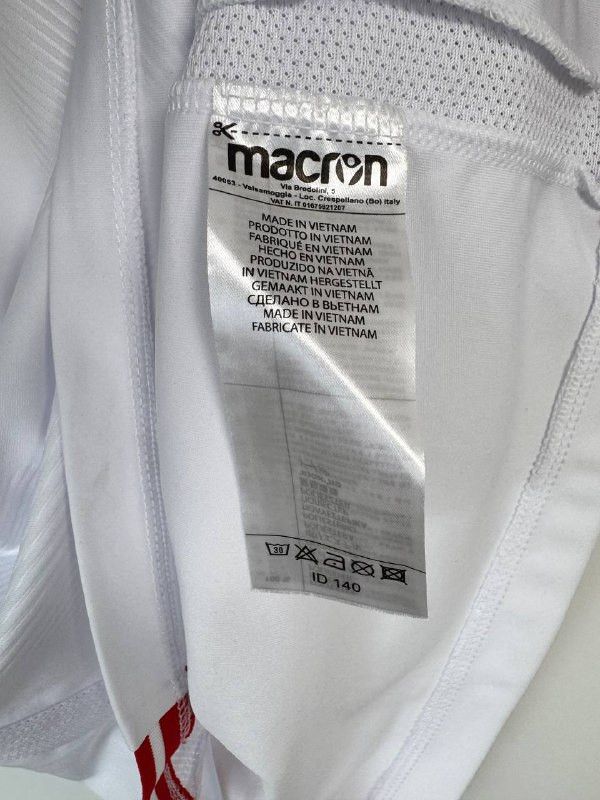 Macron NOTTINGHAM FOREST 2018 2019 AWAY FOOTBALL SHIRT MACRON Sz S Size US S / EU 44-46 / 1 - 4 Thumbnail