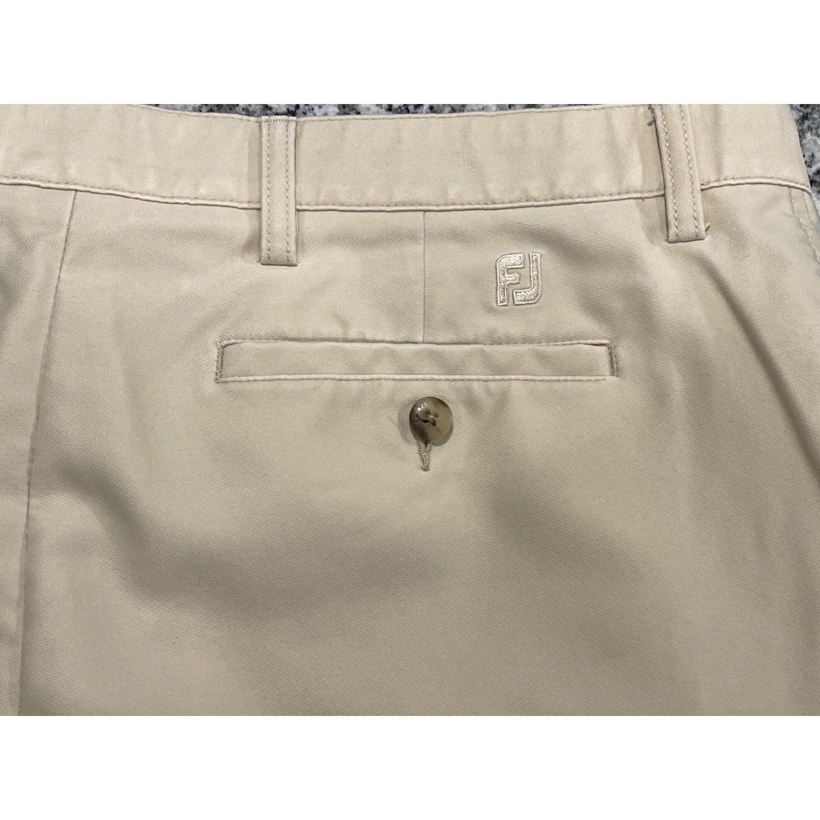 Footjoy FootJoy Golf Shorts Bermuda, Beige, 38, Men, Regular, Flat Front, Microfiber, 9in Inseam Size US 38 / EU 54 - 6 Thumbnail
