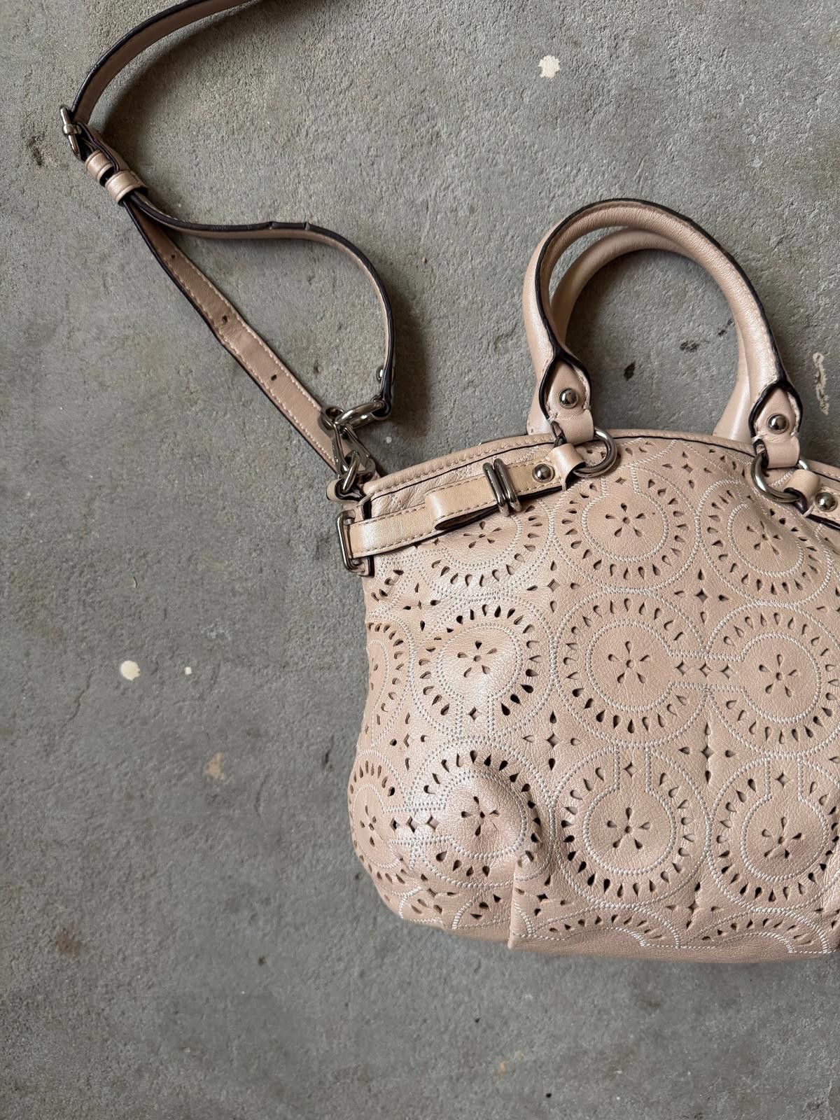 Coach Coach 2Way Madison Shoulder Bag Beige Size ONE SIZE - 7 Thumbnail