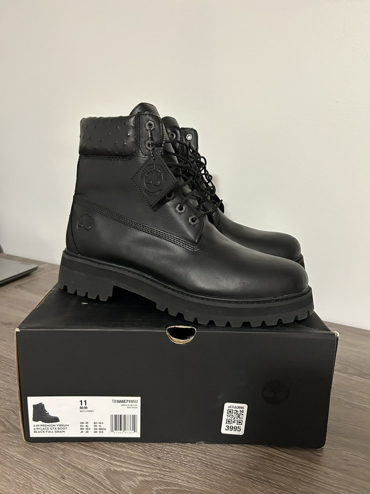 Timberland Timberland GoreTex/Vibram 6 Inch Premium Stack Boot 