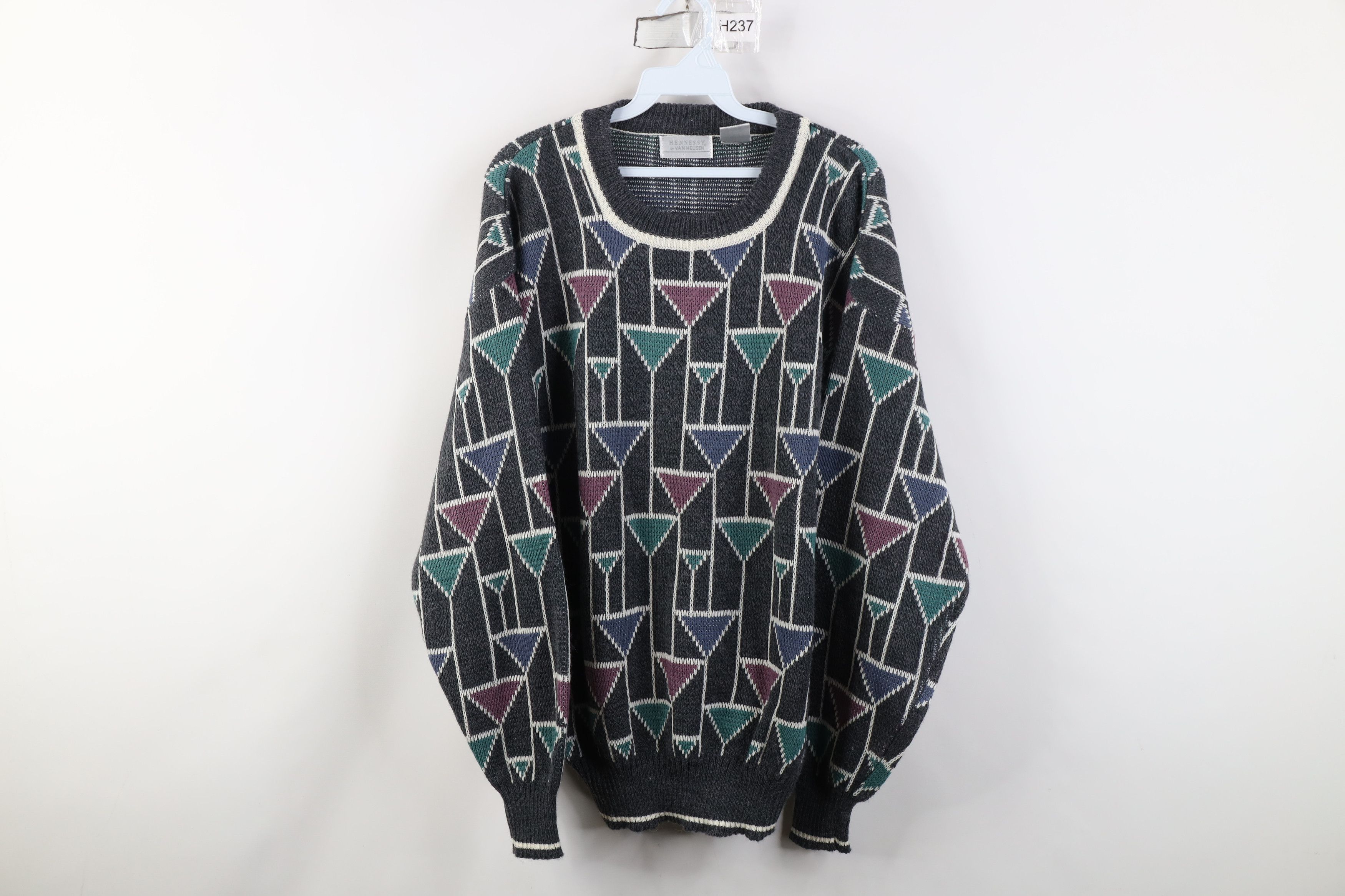 Vintage Vintage 90s Streetwear Triangle Knit Crewneck Sweater Size US L / EU 52-54 / 3 - 1 Thumbnail