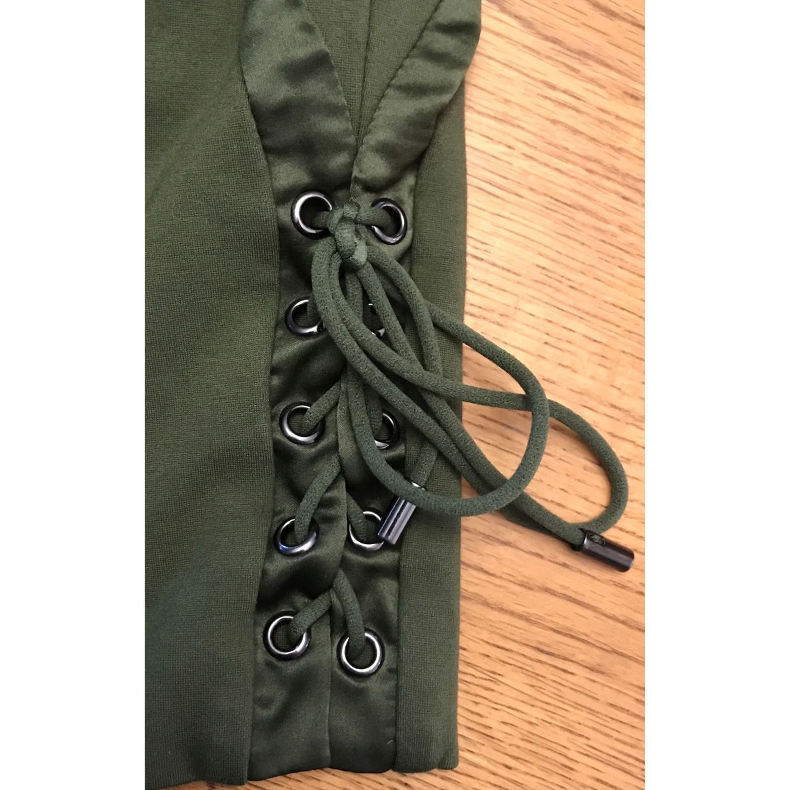 Haute Hippie Haute Hippie Pants Capri Knit Satin Trim Green XL Women Skinny Stretch 27in Rise 8.5-10.5in Regular Casual Size 40" / US 18 - 5 Thumbnail