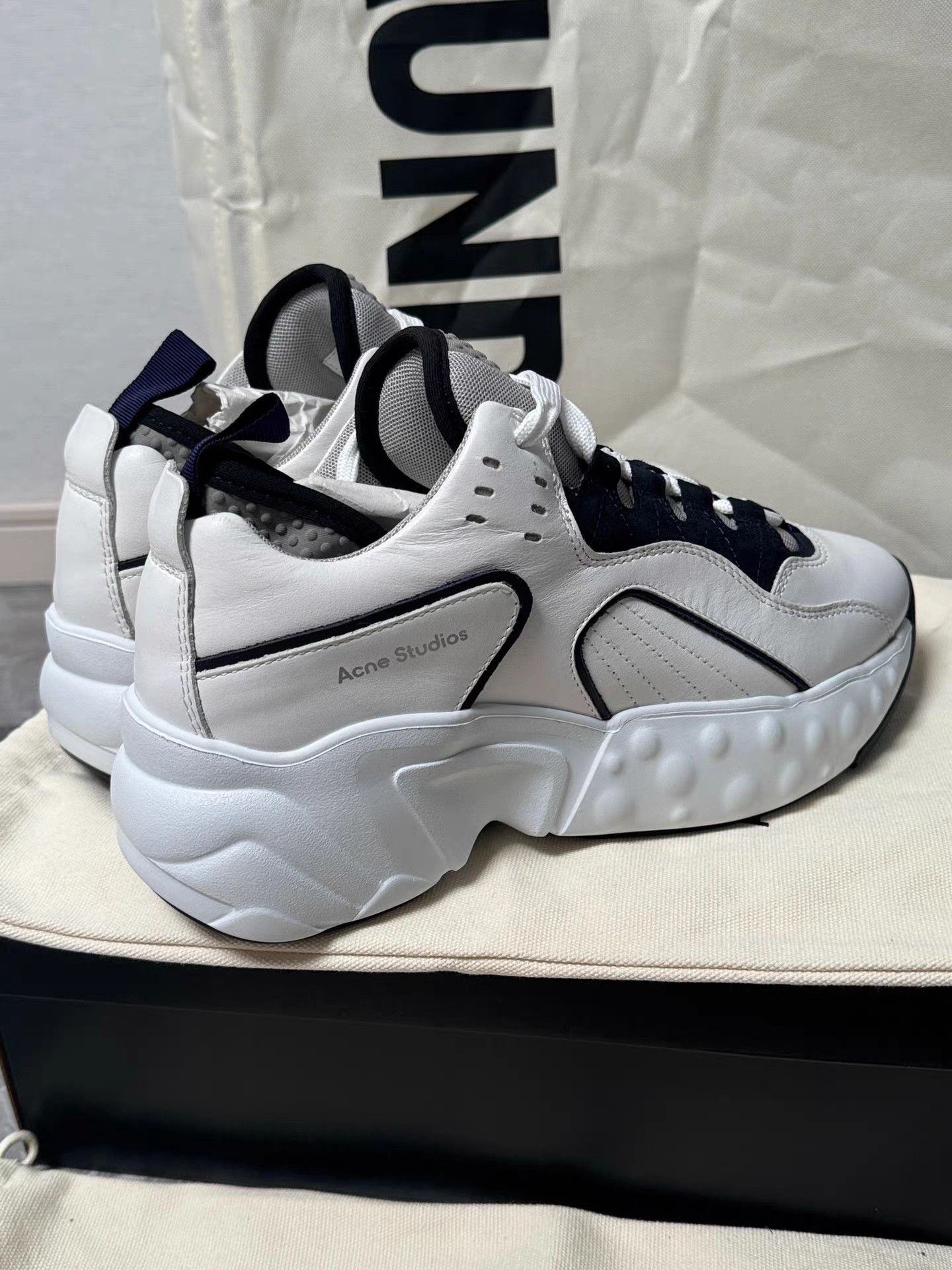 Acne Studios Acne Studios Lace-Up Dad Sneakers K6 Size US 7 / IT 37 - 7 Thumbnail