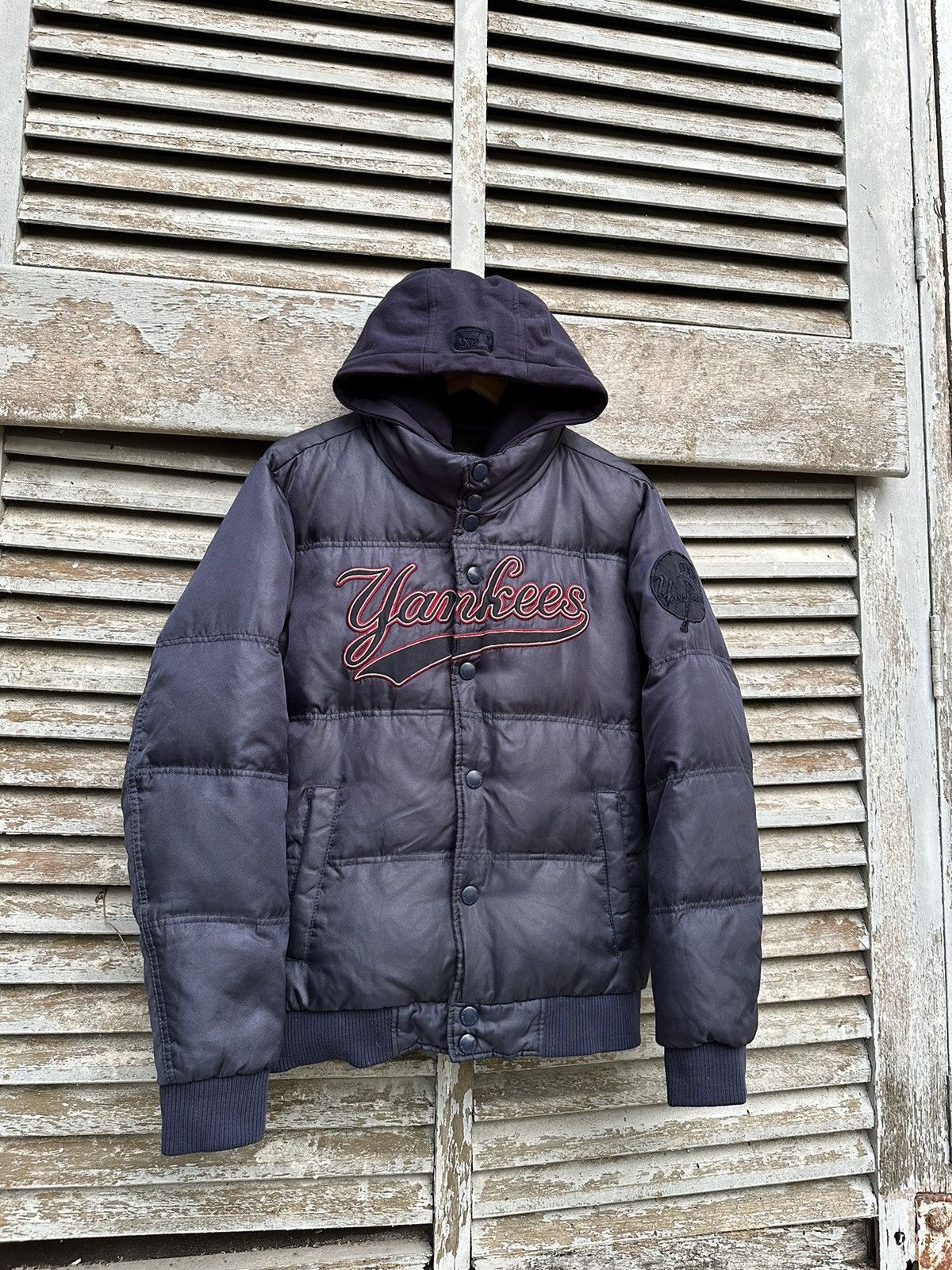 Japanese Brand ⚾️NewYork Yankees Bubble Puffer Hooded Jacket Size US M / EU 48-50 / 2 - 4 Thumbnail
