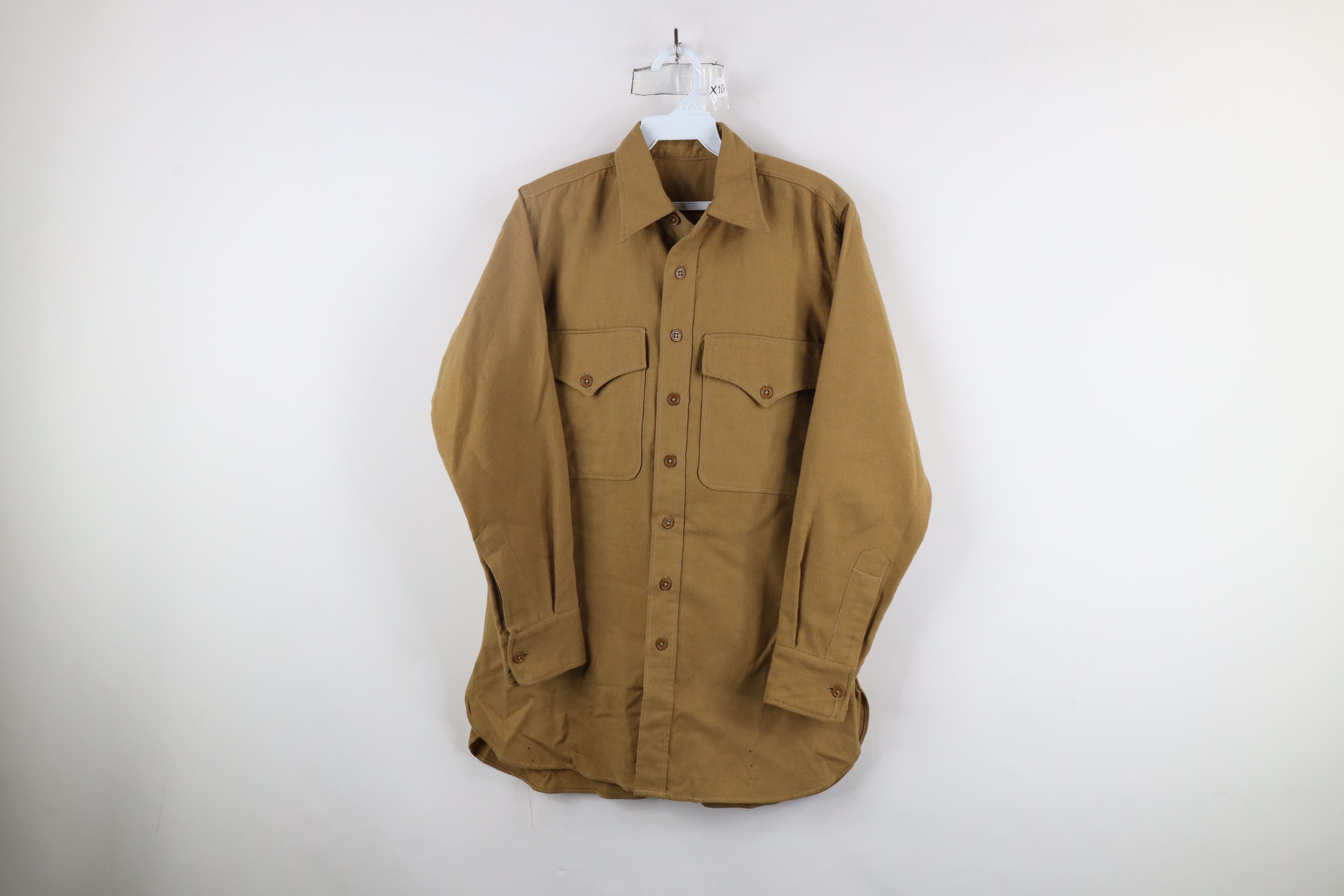 Vintage Vintage 40s WWII Wool Military Field Button Shirt Beige USA Size US L / EU 52-54 / 3 - 1 Thumbnail