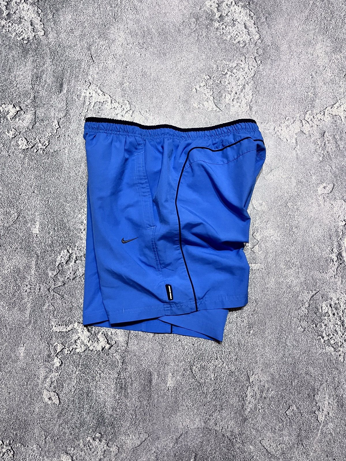 Nike × Vintage Vintage Nike Black Shorts Y2K Cargo Swoosh Drill Size US 33 - 1 Thumbnail