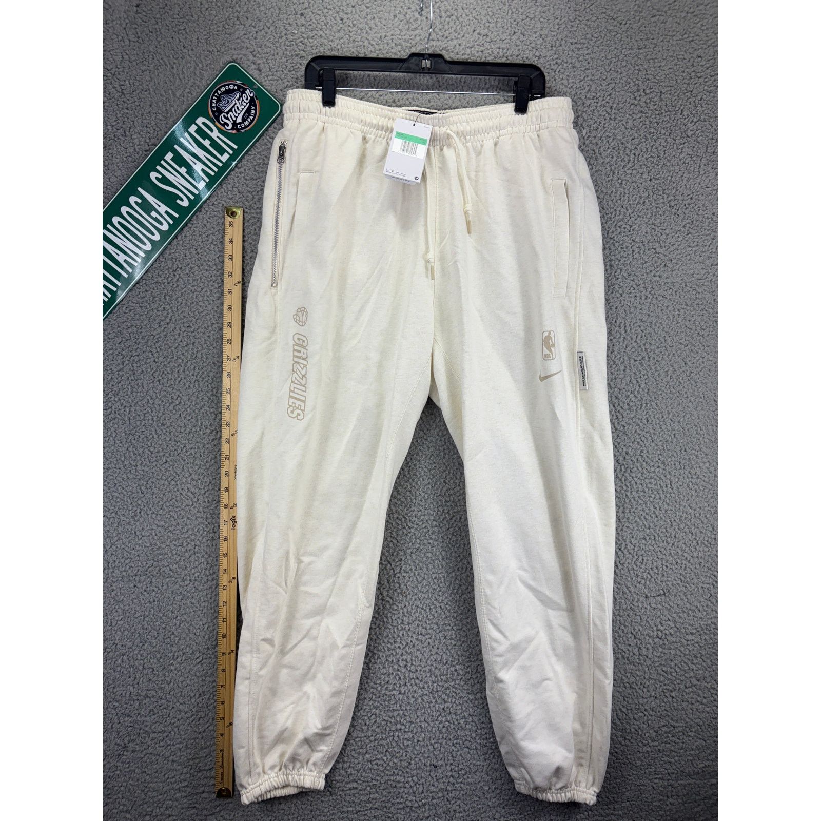 Nike Nike Memphis Grizzlies Basketball Sweatpants Pants Mens XL Size US 34 / EU 50 - 1 Thumbnail
