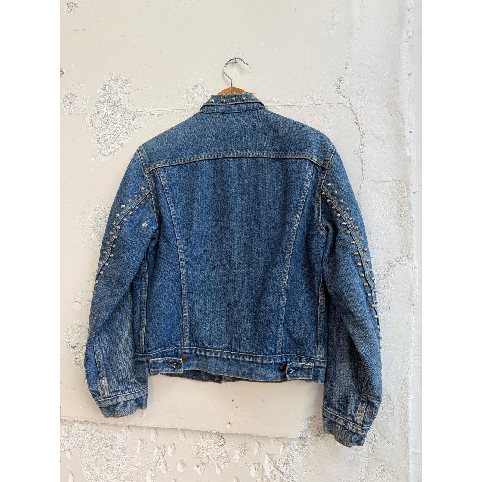 Levi's Levi's US Flag Studded Blanket Lined Denim Trucker Jacket Size US M / EU 48-50 / 2 - 2 Thumbnail