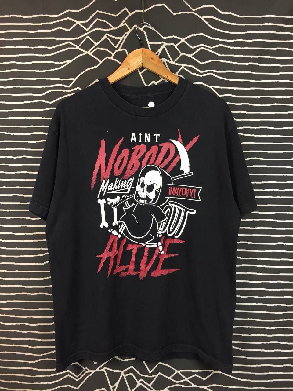 Rap Tees Strange Music ¡MAYDAY! Ain't Nobody Making It Out Alive Tee Size US L / EU 52-54 / 3 - 1 Thumbnail