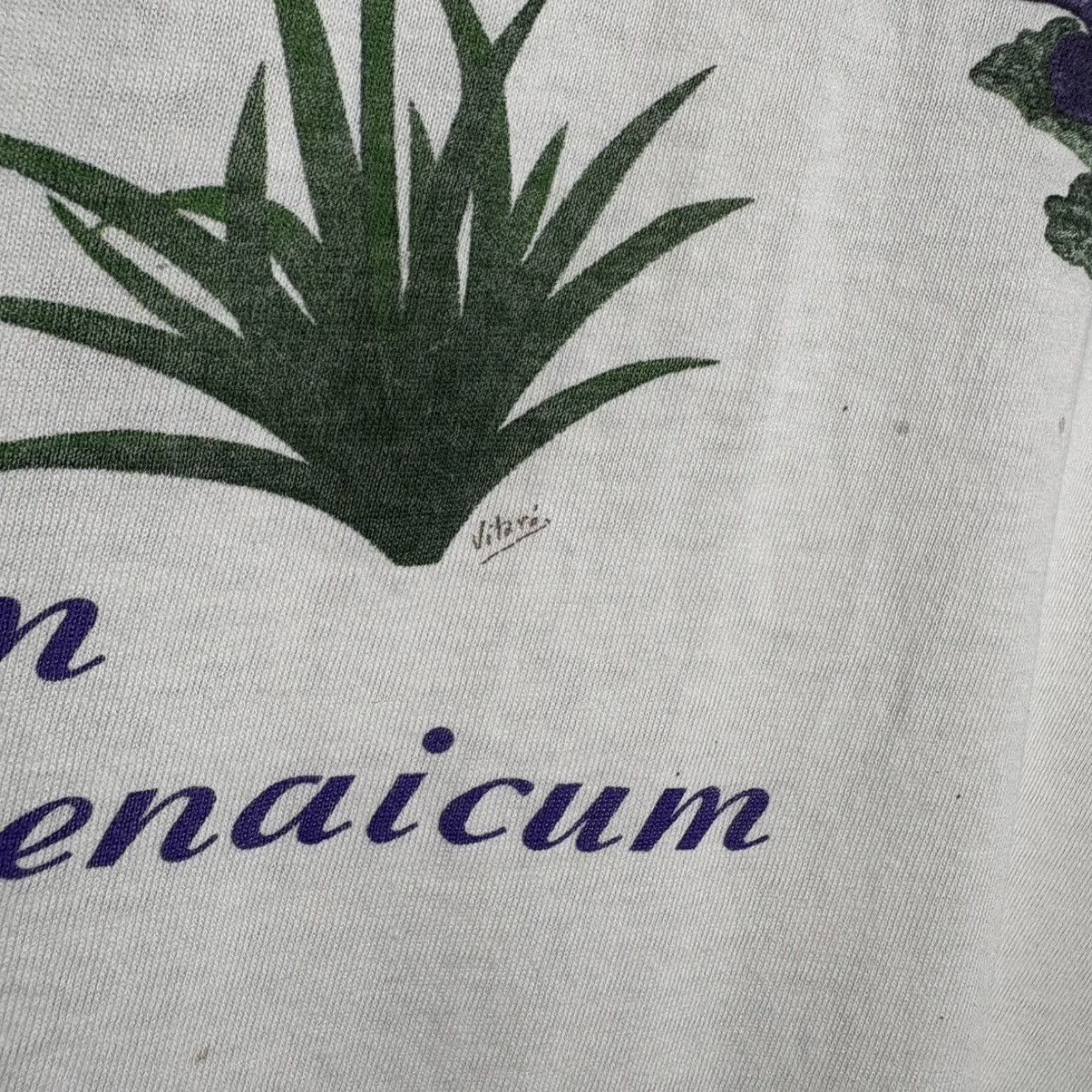 Vintage Vintage 90s Flowers Graphic T-Shirt / Distressed Size US XL / EU 56 / 4 - 5 Thumbnail
