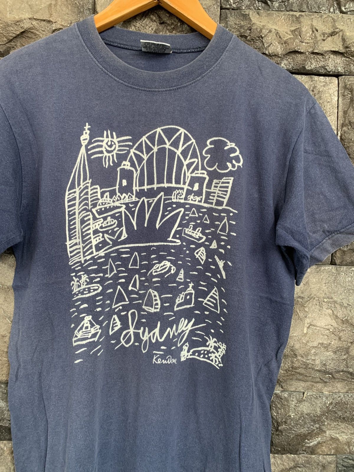 Arts & Science Vintage Ken Done Artwork / Art Graphics T shirt Size US S / EU 44-46 / 1 - 2 Thumbnail