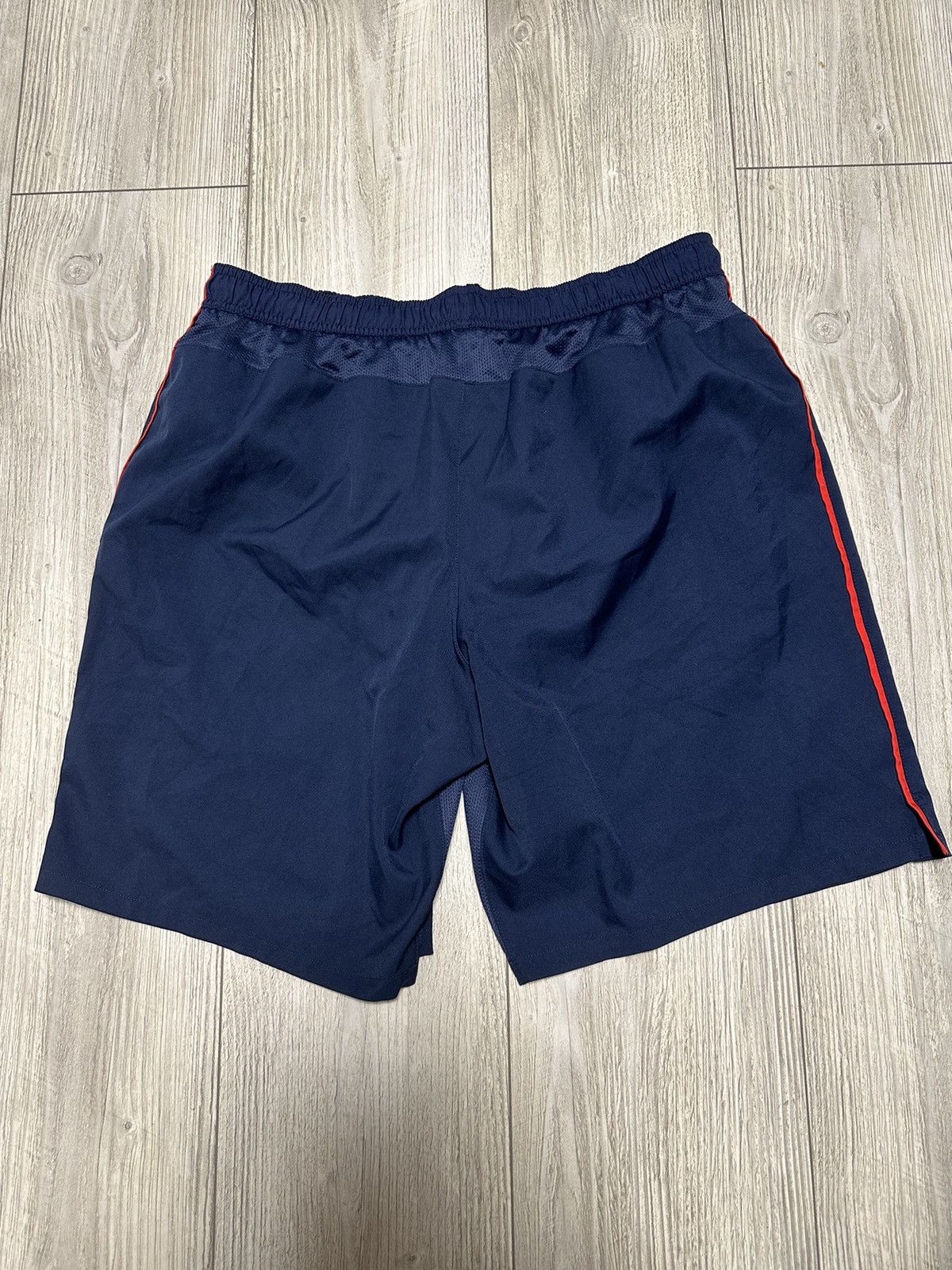 Nike Vintage Nike x Paris Saint German PSG 2013 Sportswear Shorts Size US 36 / EU 52 - 7 Thumbnail